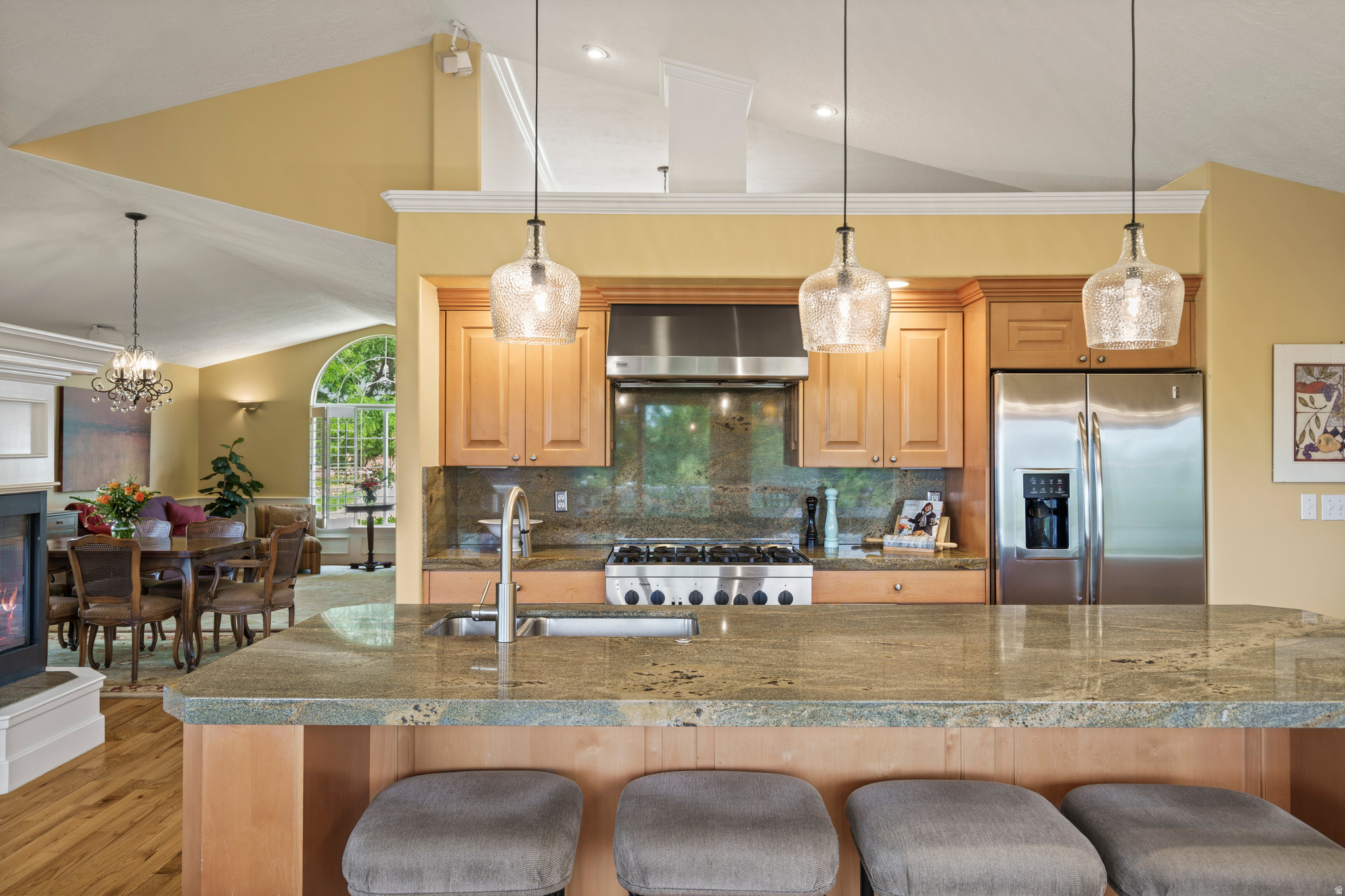 NORTH OAKS COVE - Residential