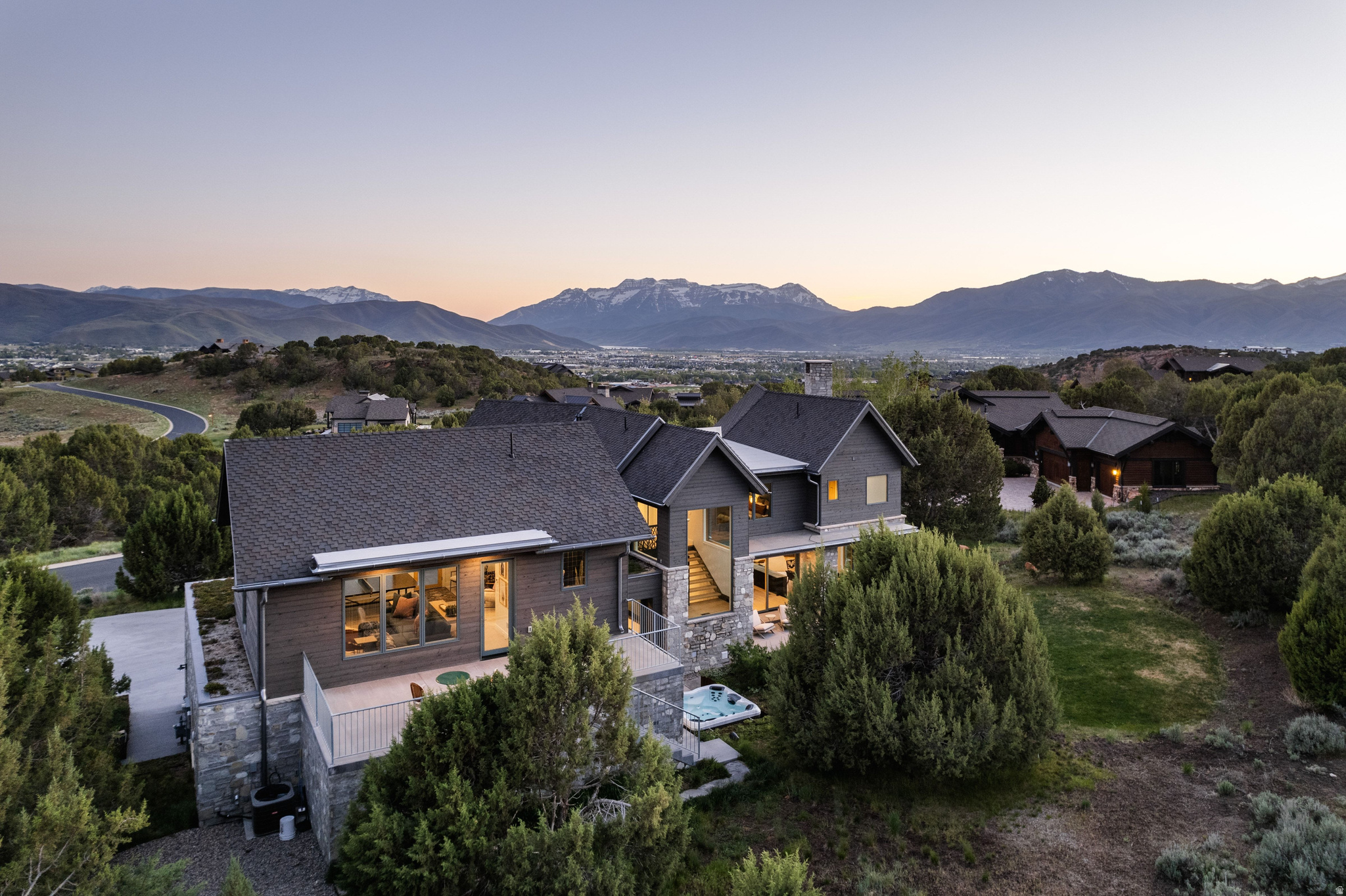 RED LEDGES - Residential