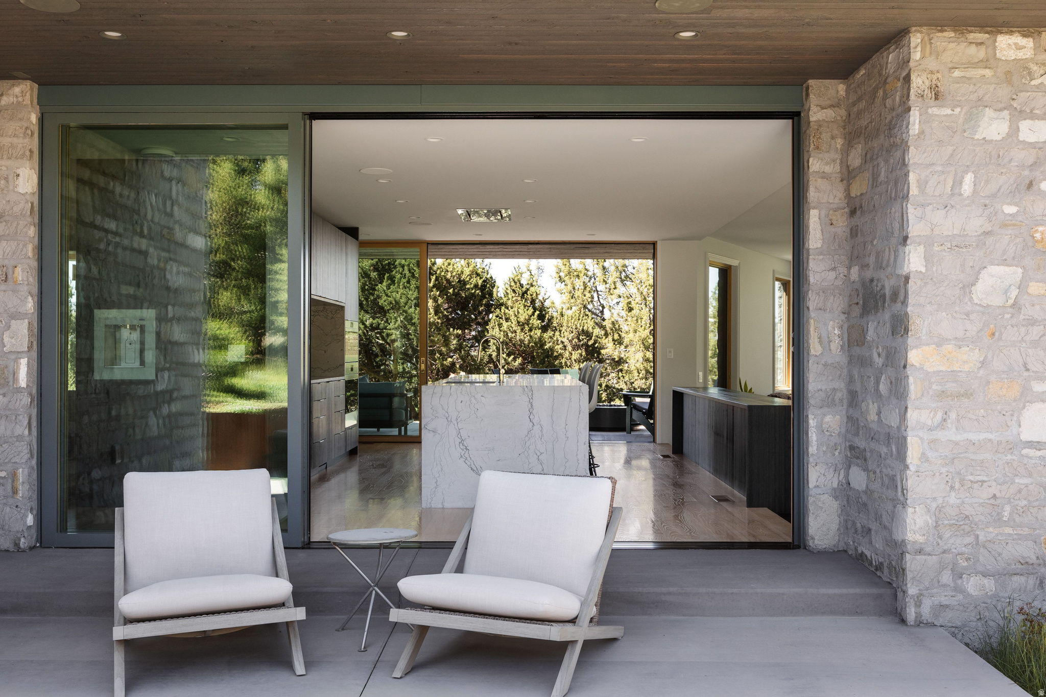 RED LEDGES - Residential