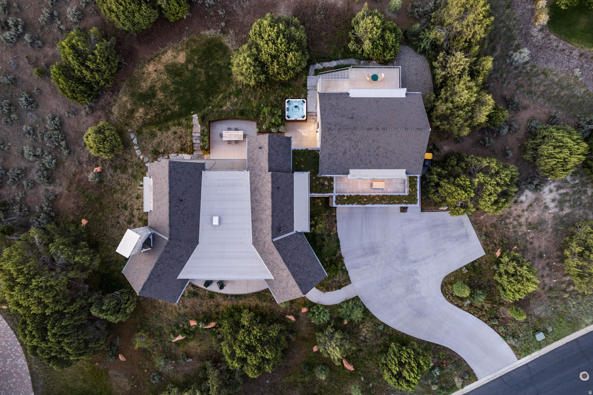 RED LEDGES - Residential