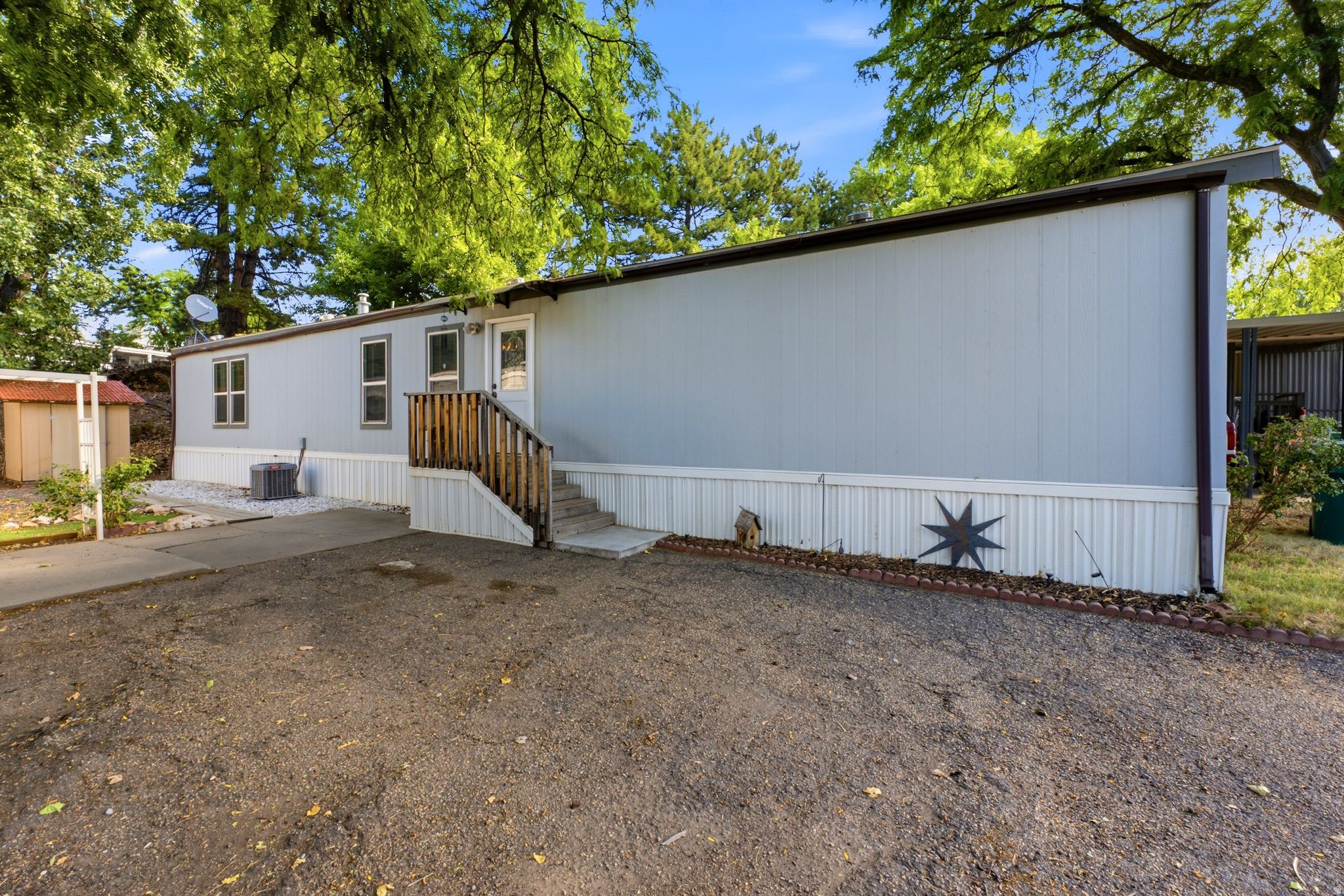 RIDGEWOOD ESTATES - Residential
