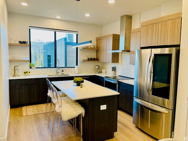 TELEGRAPH EXCHANGE - Residential