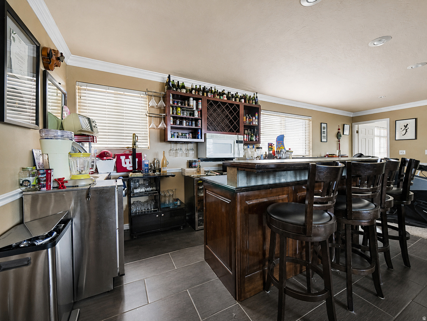 COLONY WEST - Residential