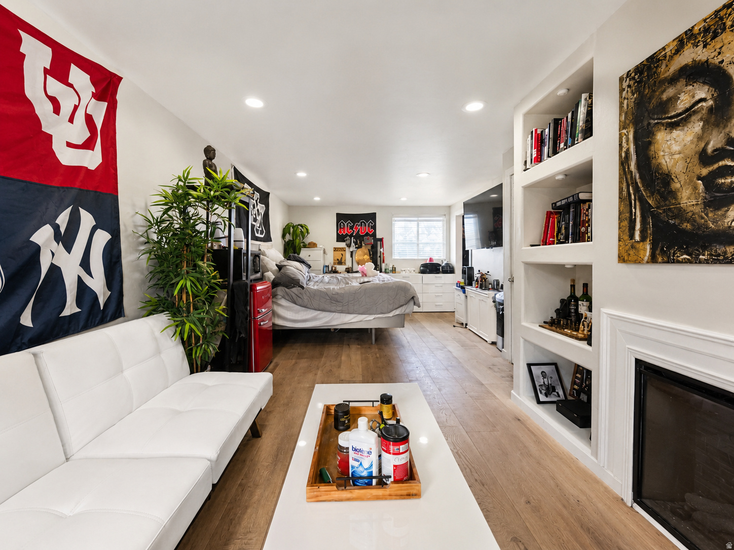 COLONY WEST - Residential