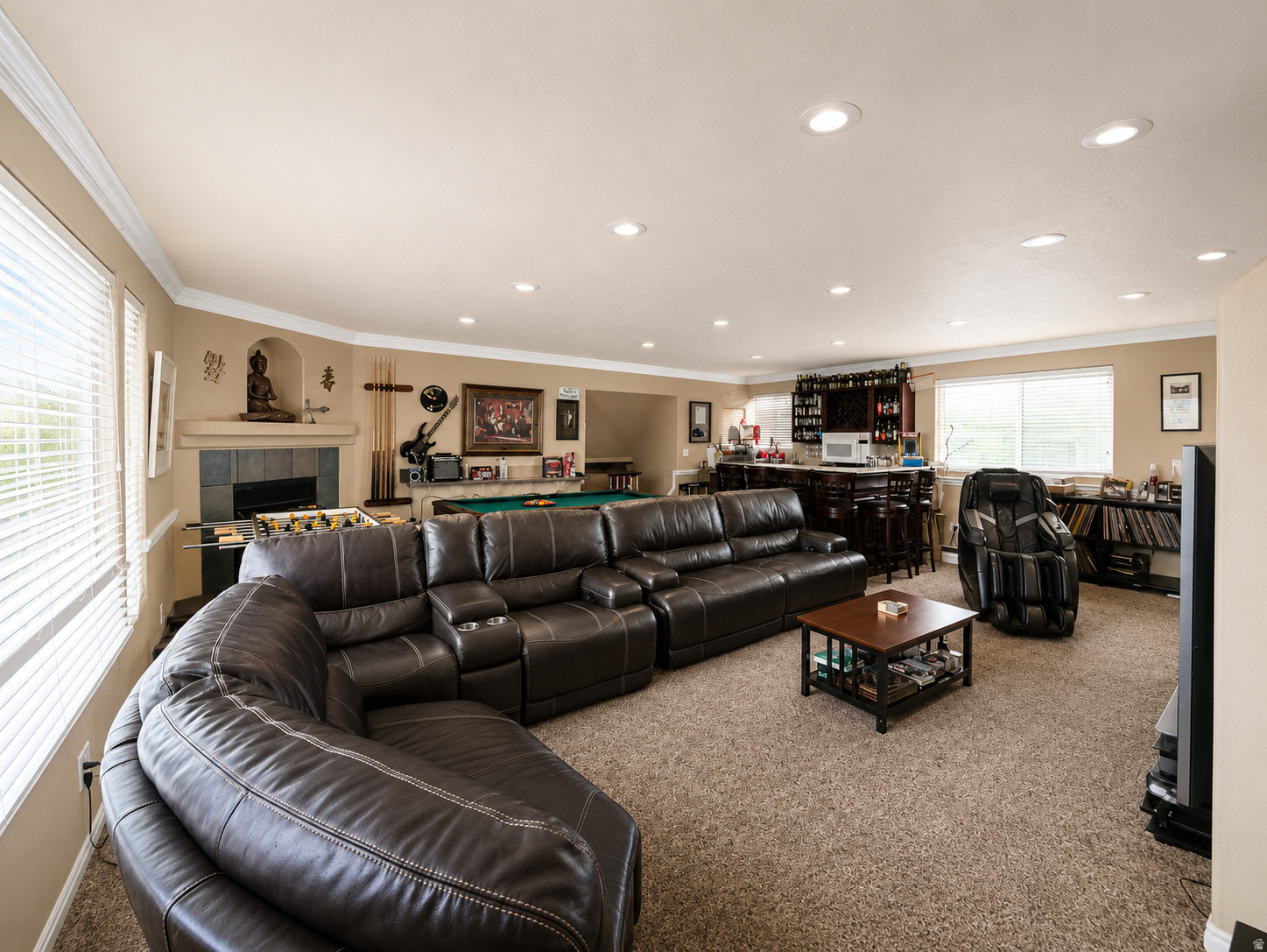 COLONY WEST - Residential