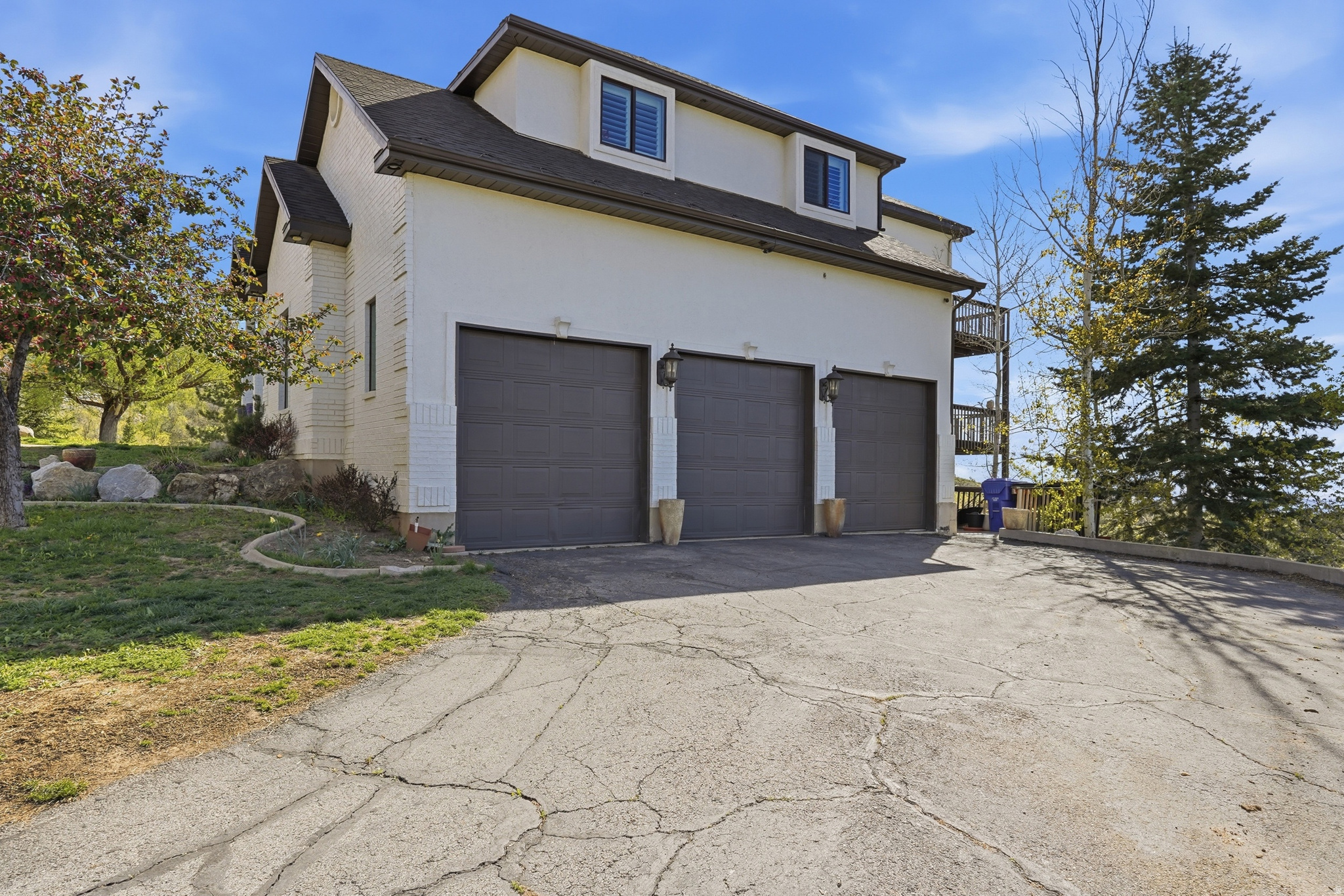 MAPLE HILLS - Residential