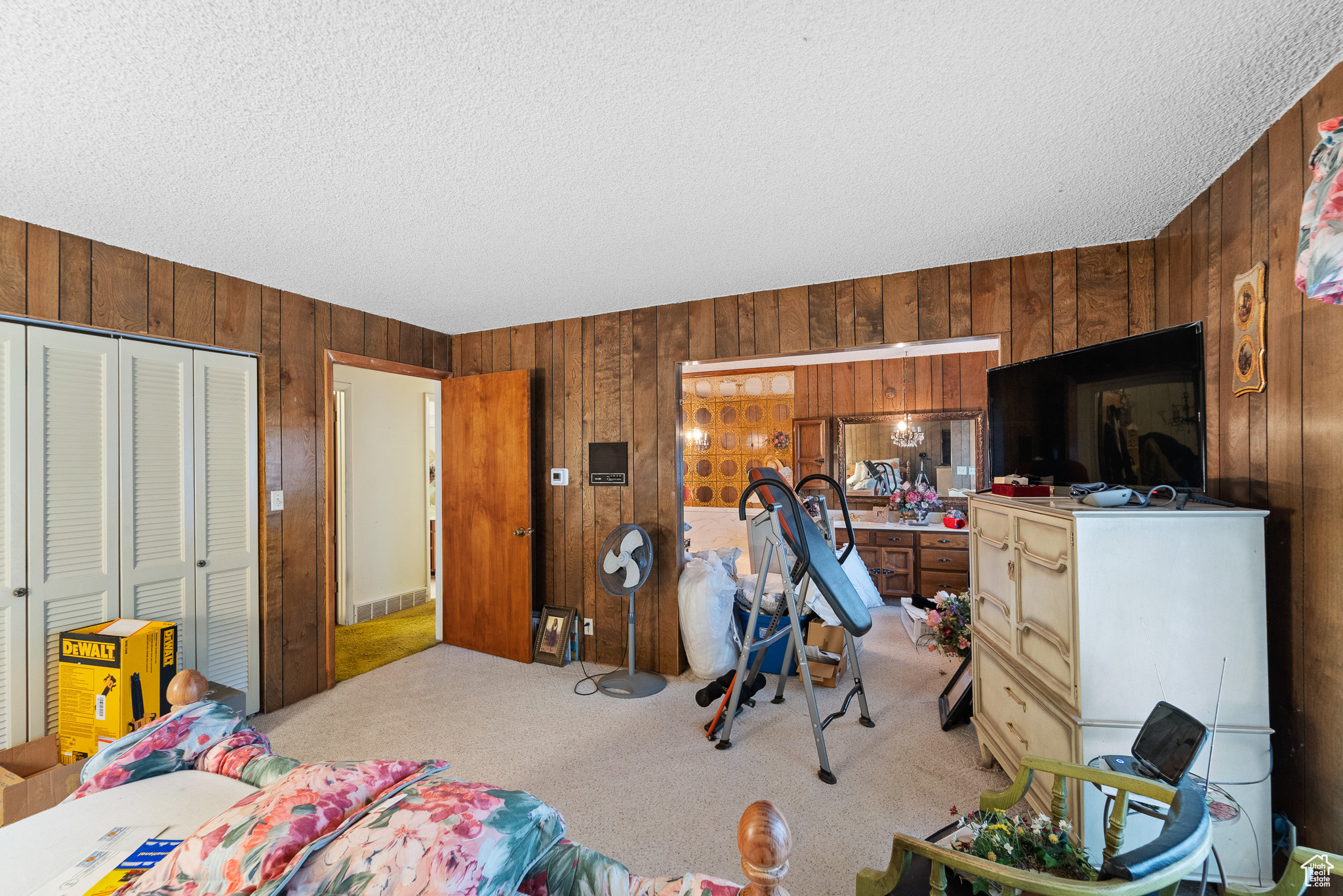 DIMPLE DELL - Residential