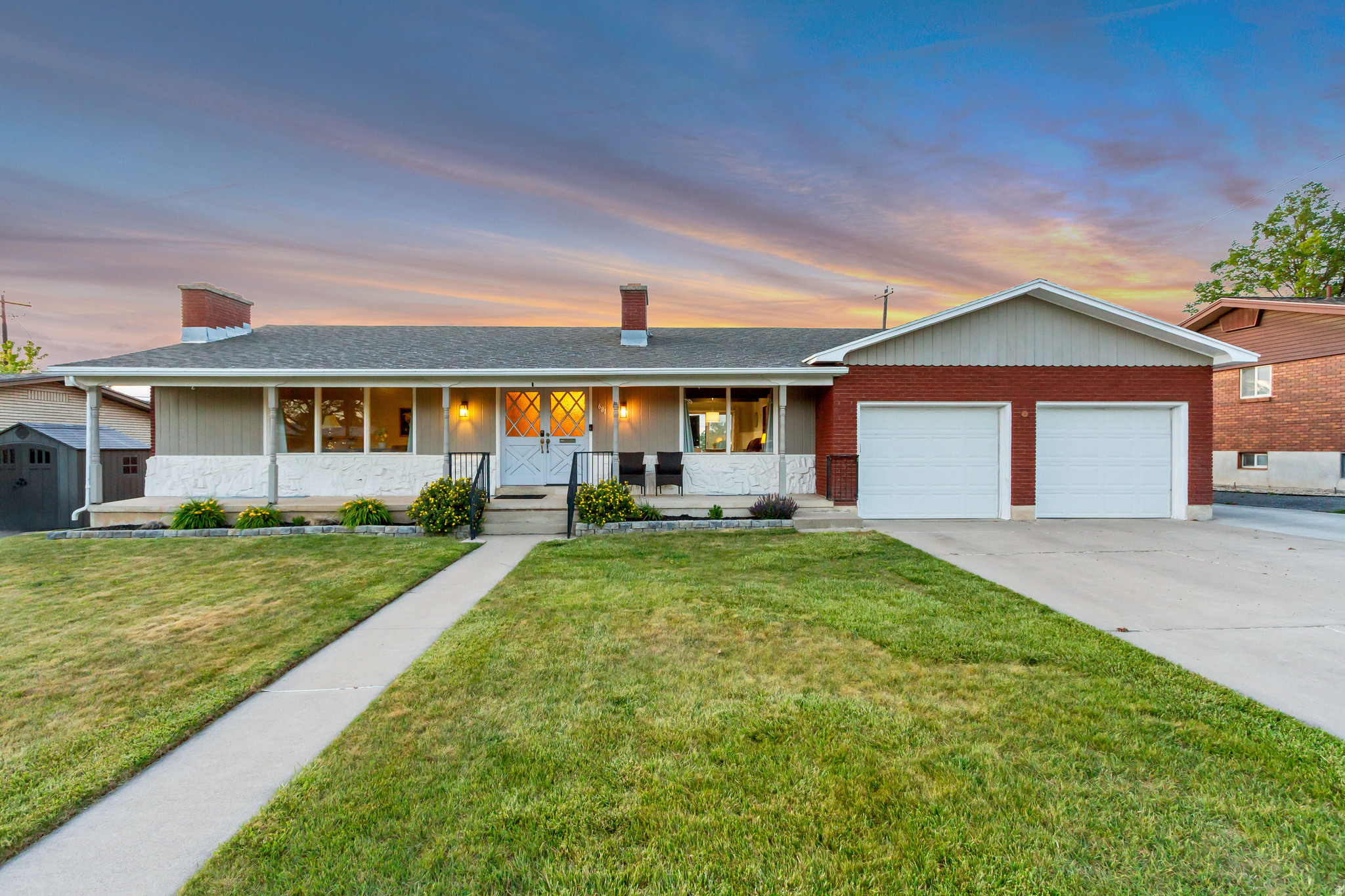 THOMPSON & PACKER - Residential
