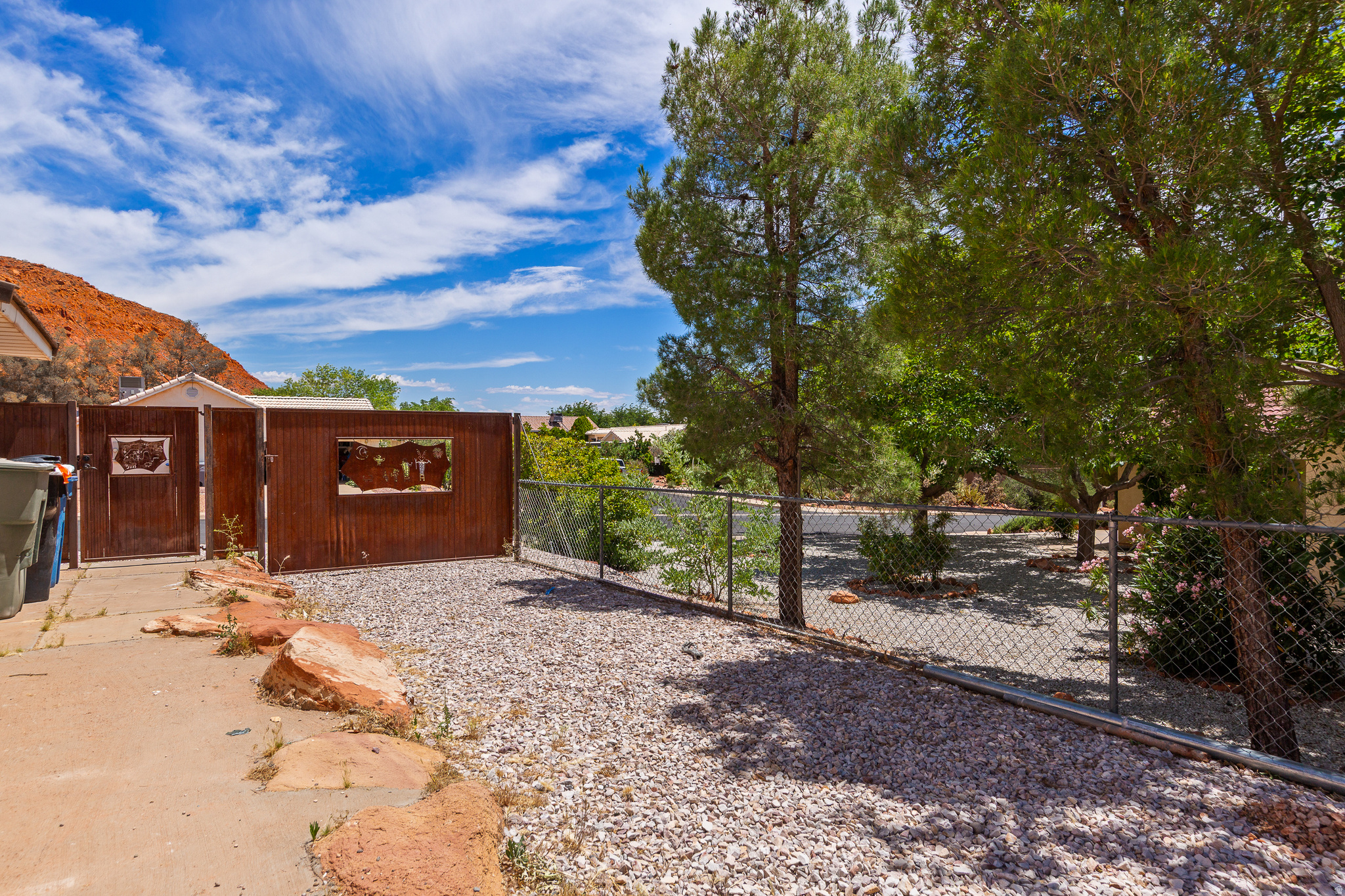 SUMMIT RIDGE 1 - Residential