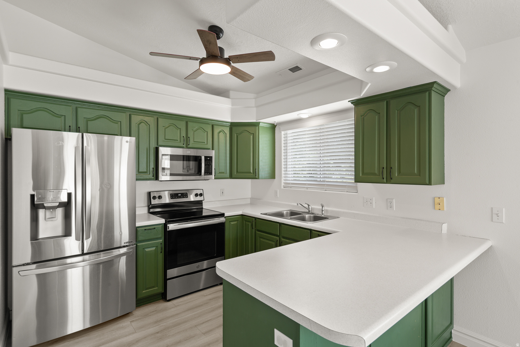 SUMMIT RIDGE 1 - Residential