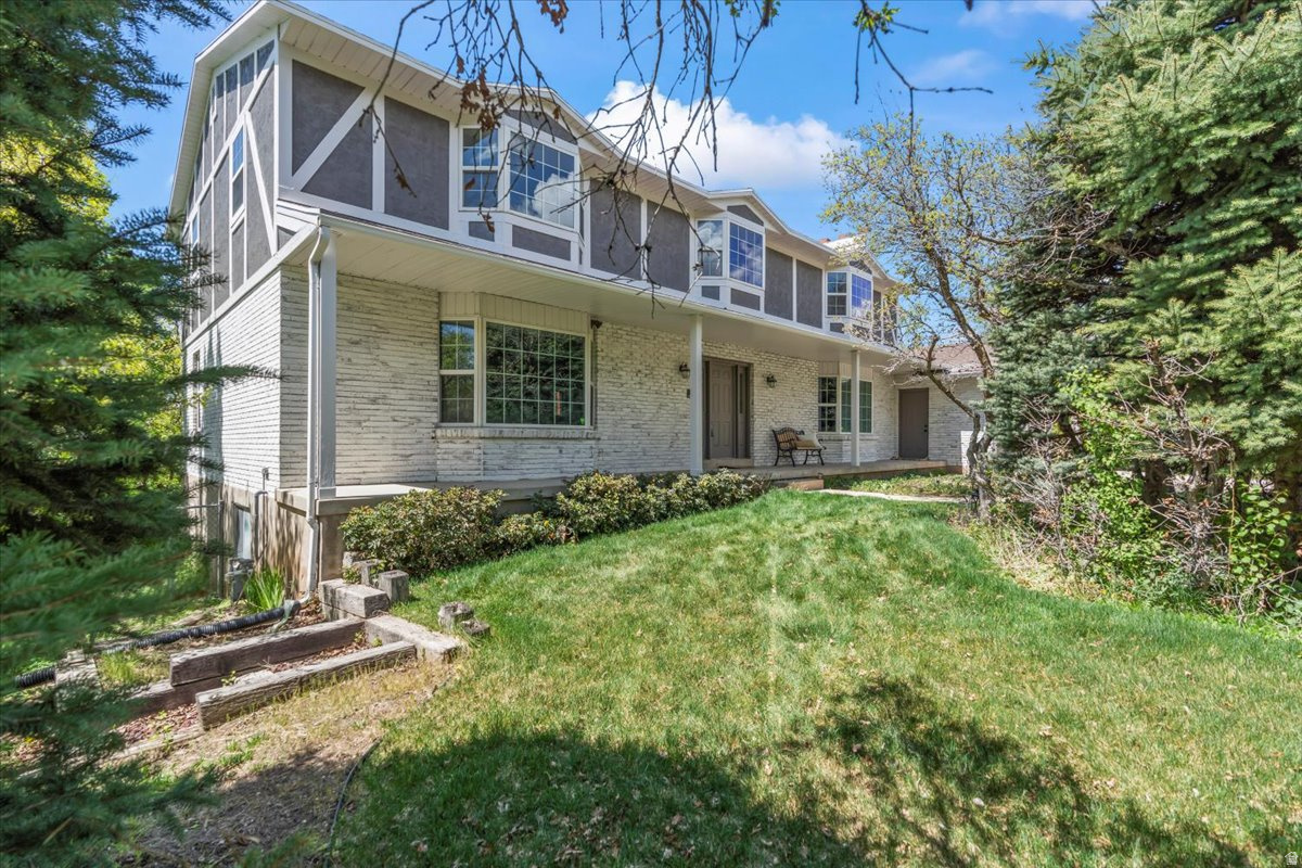 WOODRIDGE EST 2 - Residential