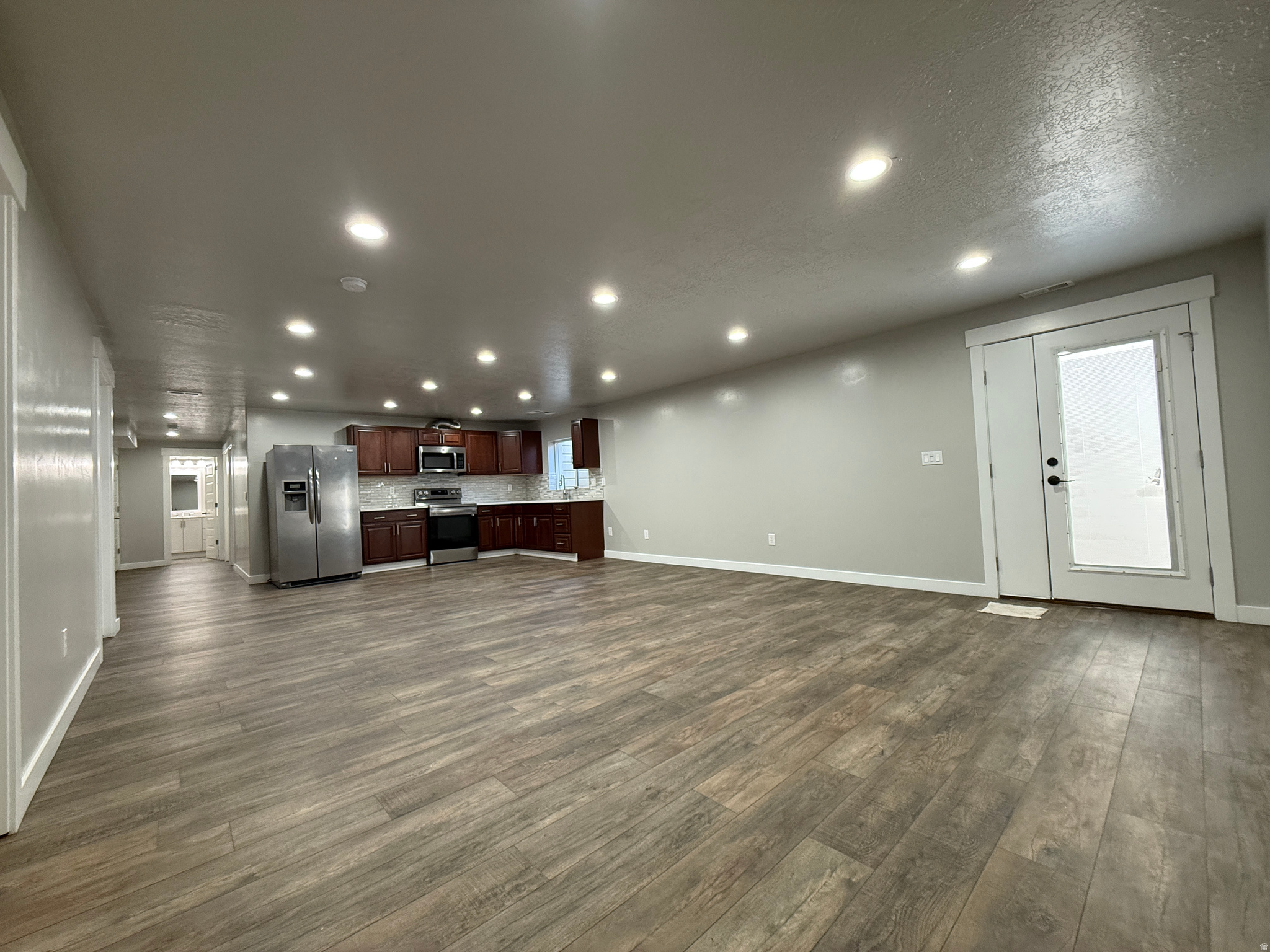 C W FARMS - Residential