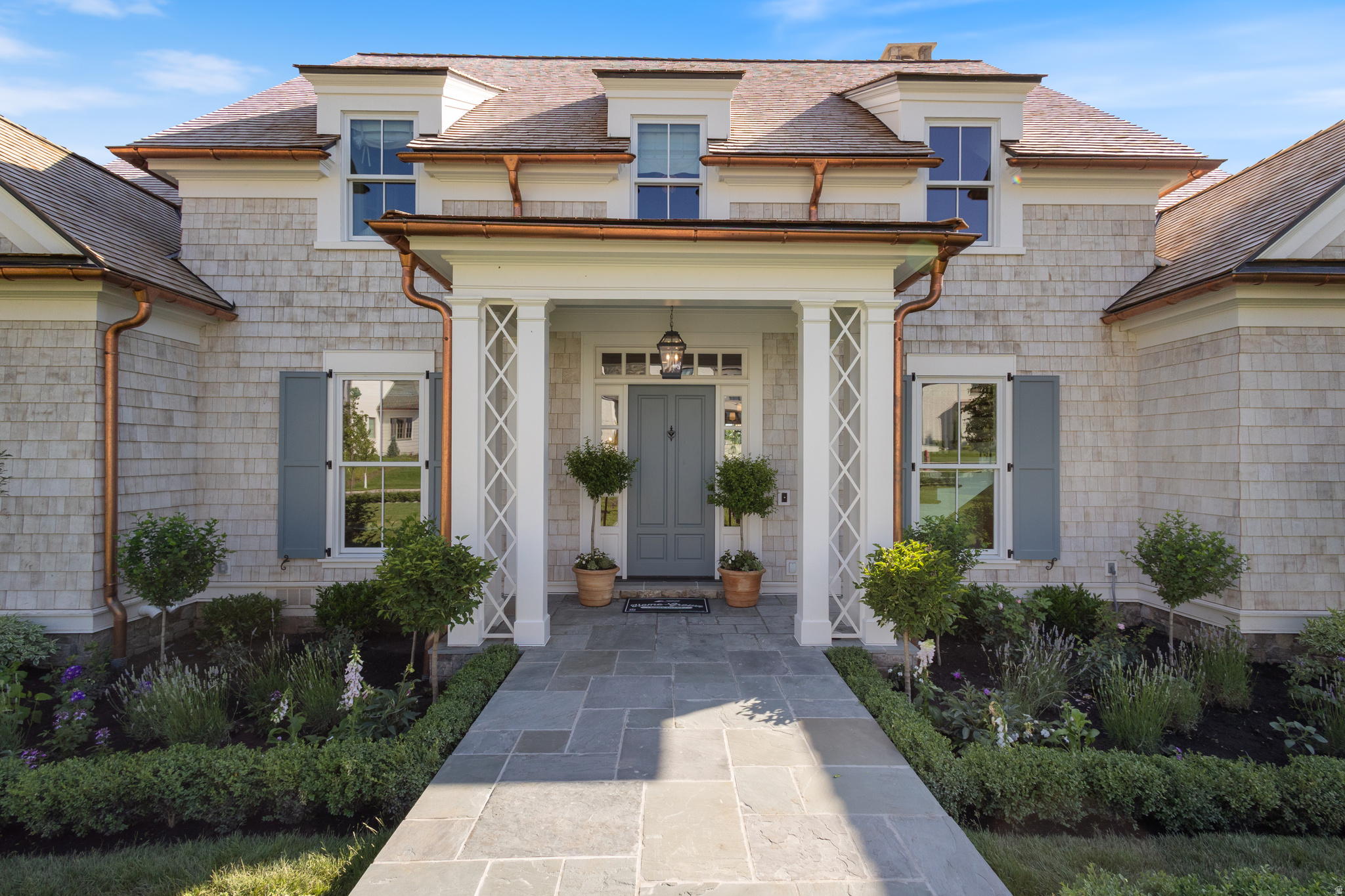 RIDGE - Residential