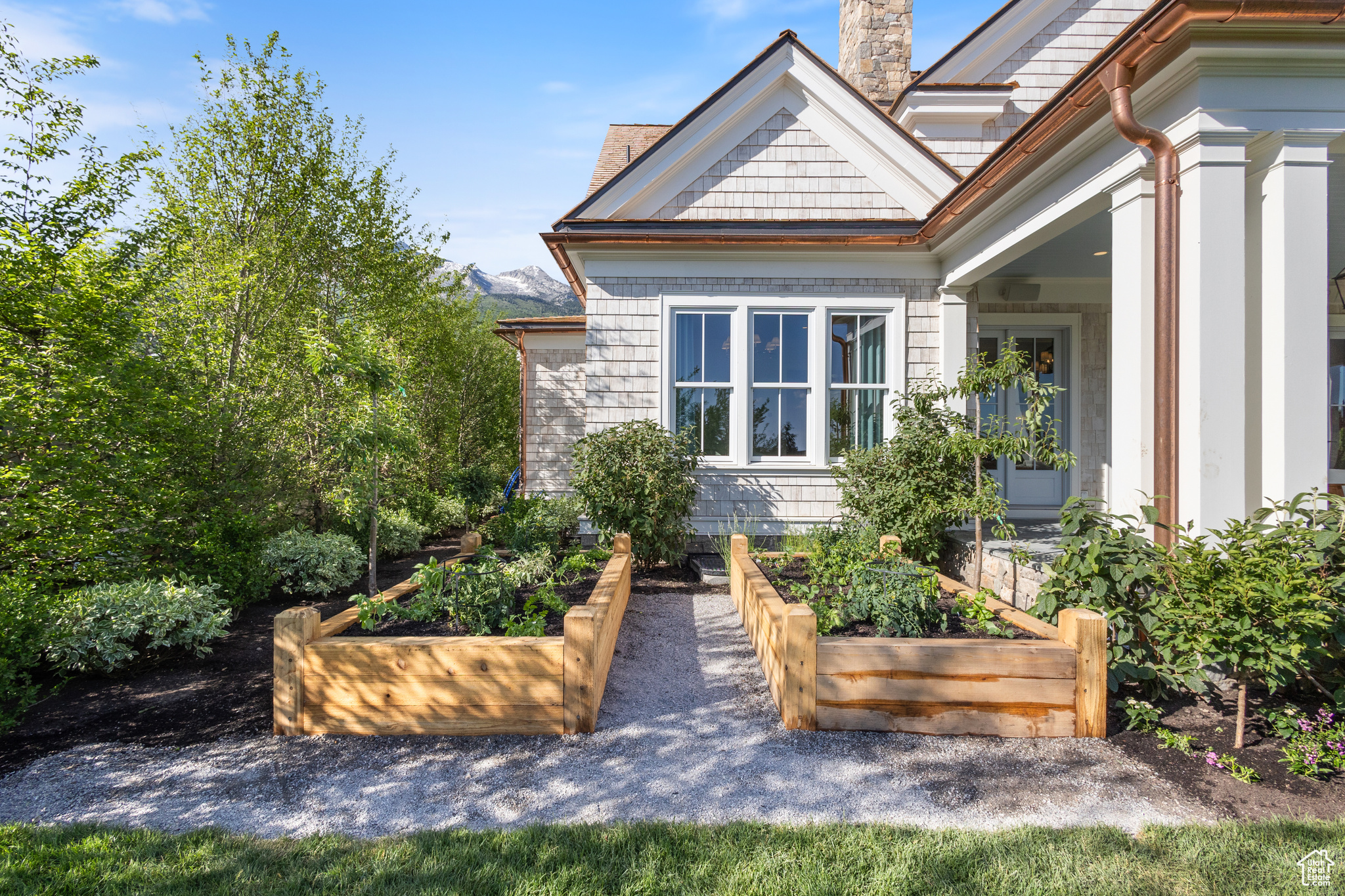 RIDGE - Residential