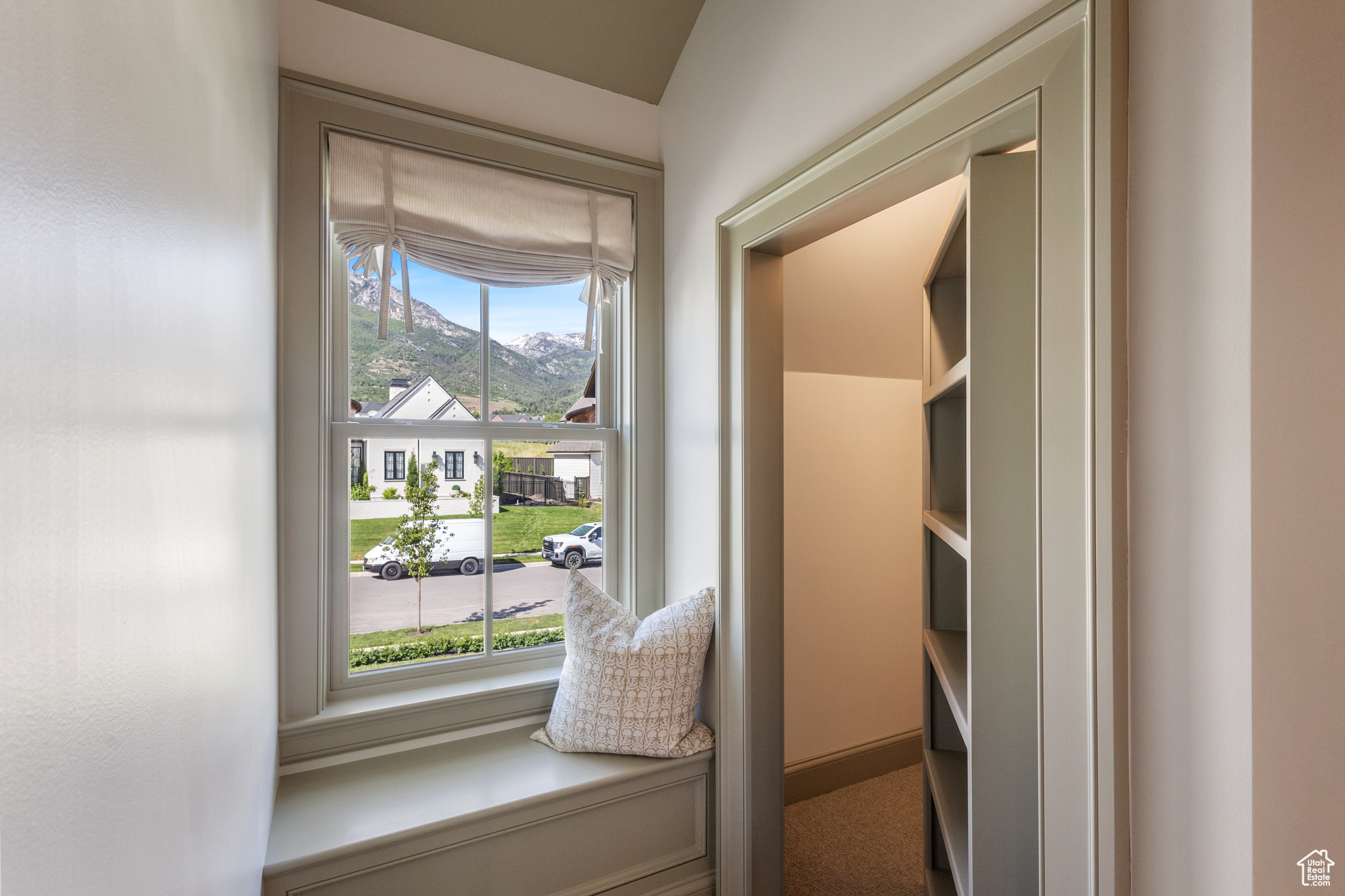 RIDGE - Residential