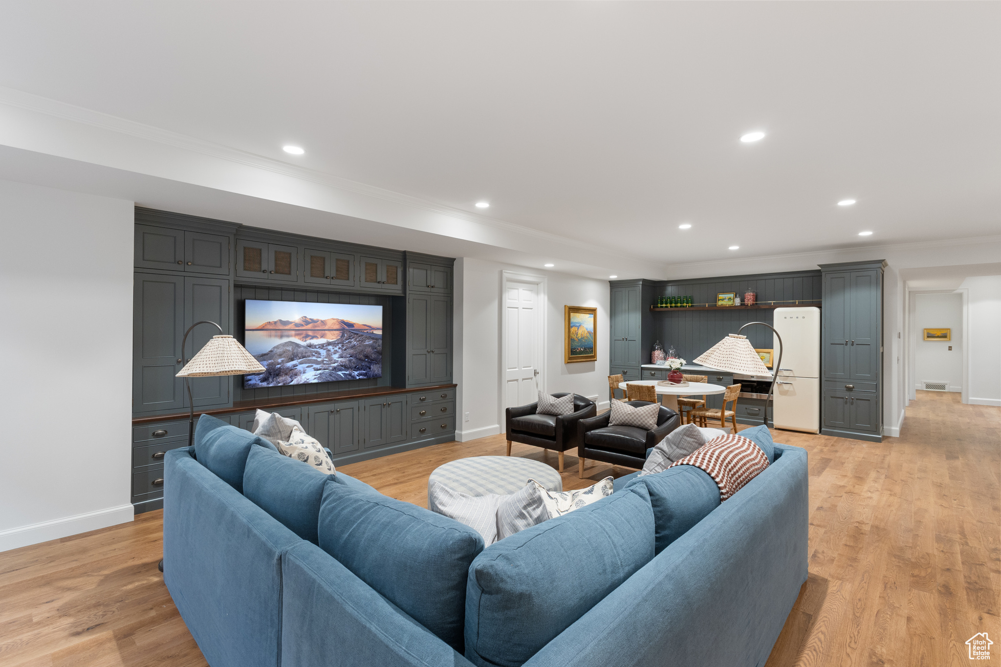 RIDGE - Residential
