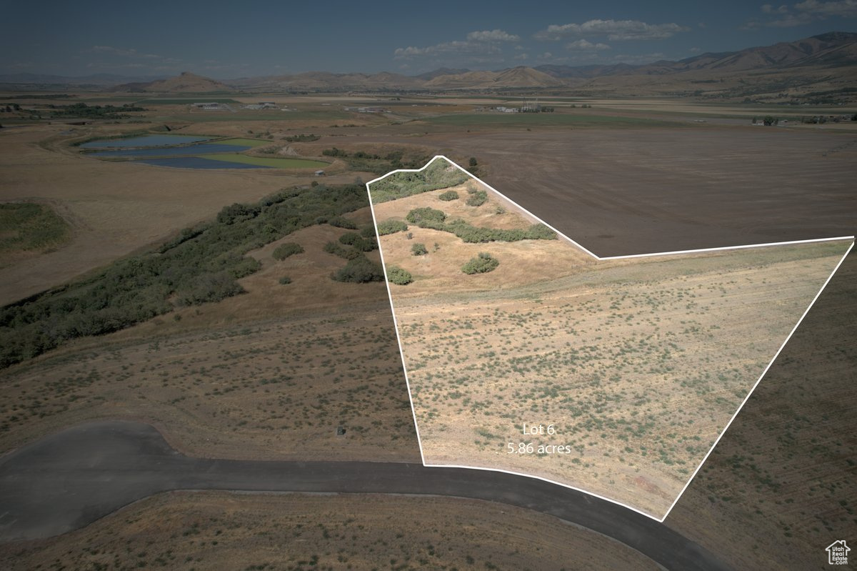 CUB RIVER ESTATES - Land