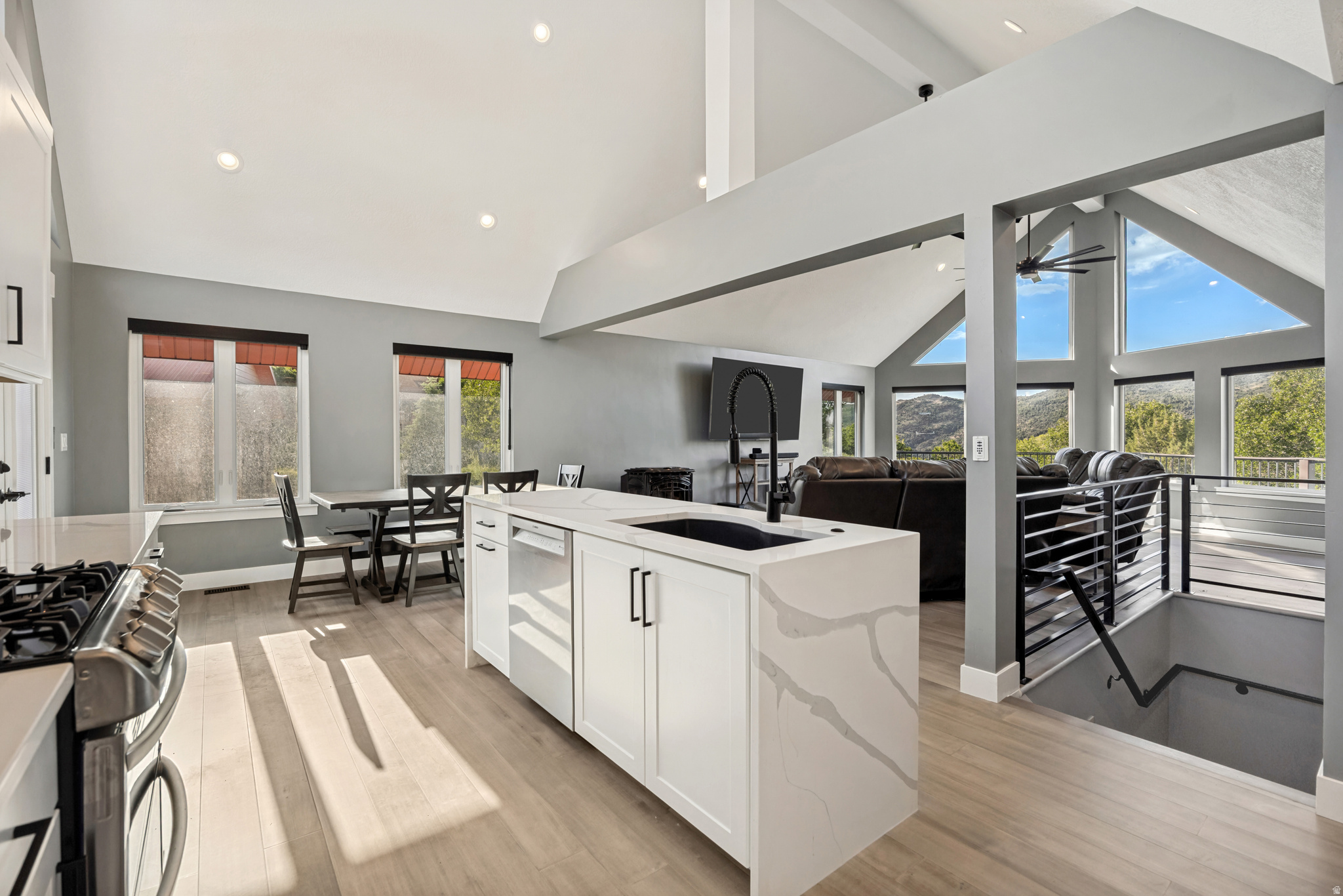 TIMBER LAKES - Residential