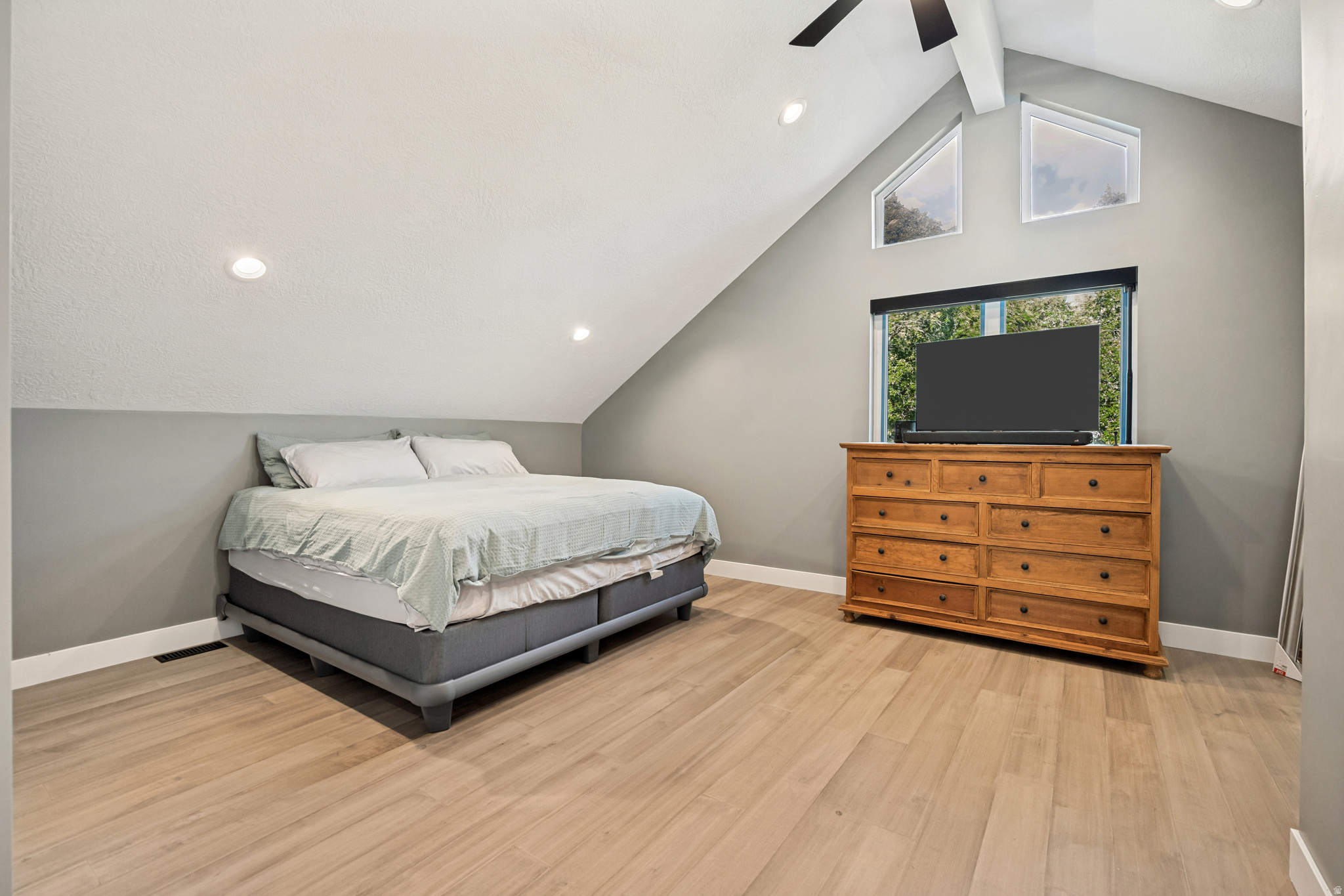 TIMBER LAKES - Residential