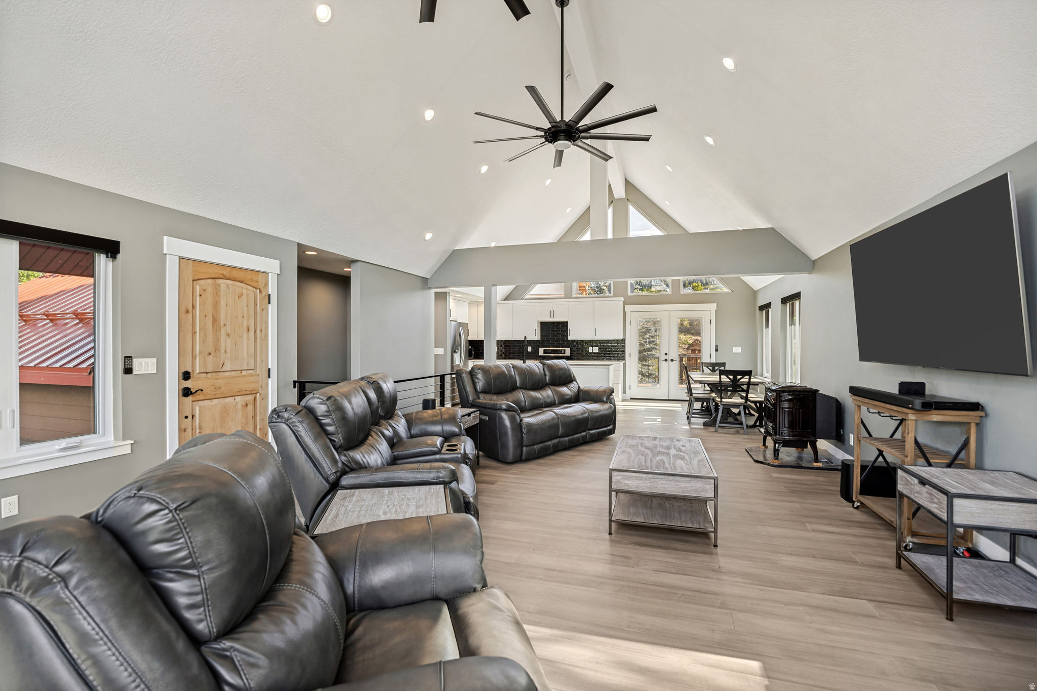 TIMBER LAKES - Residential