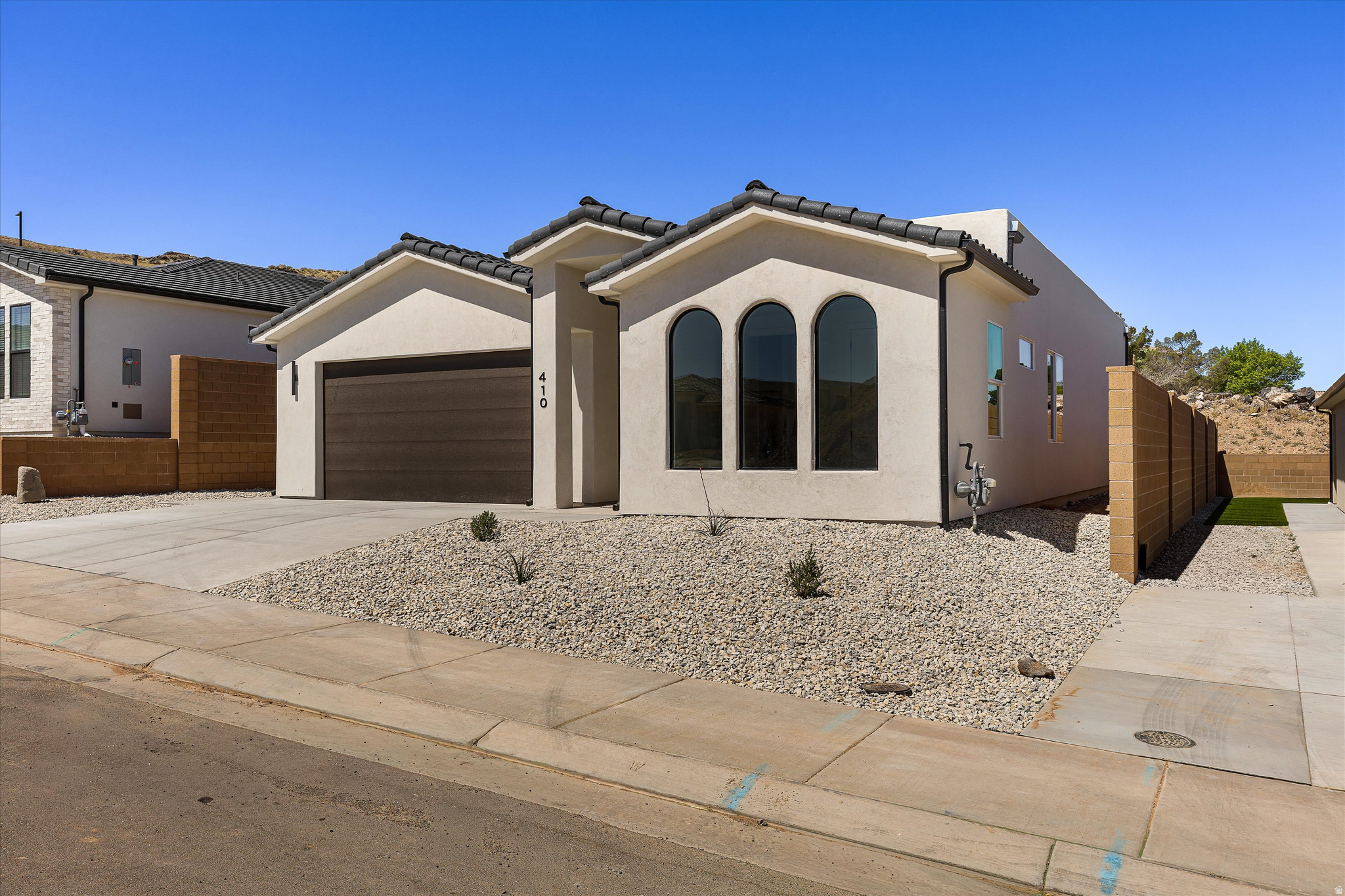 HURRICANE VIEWS - Residential