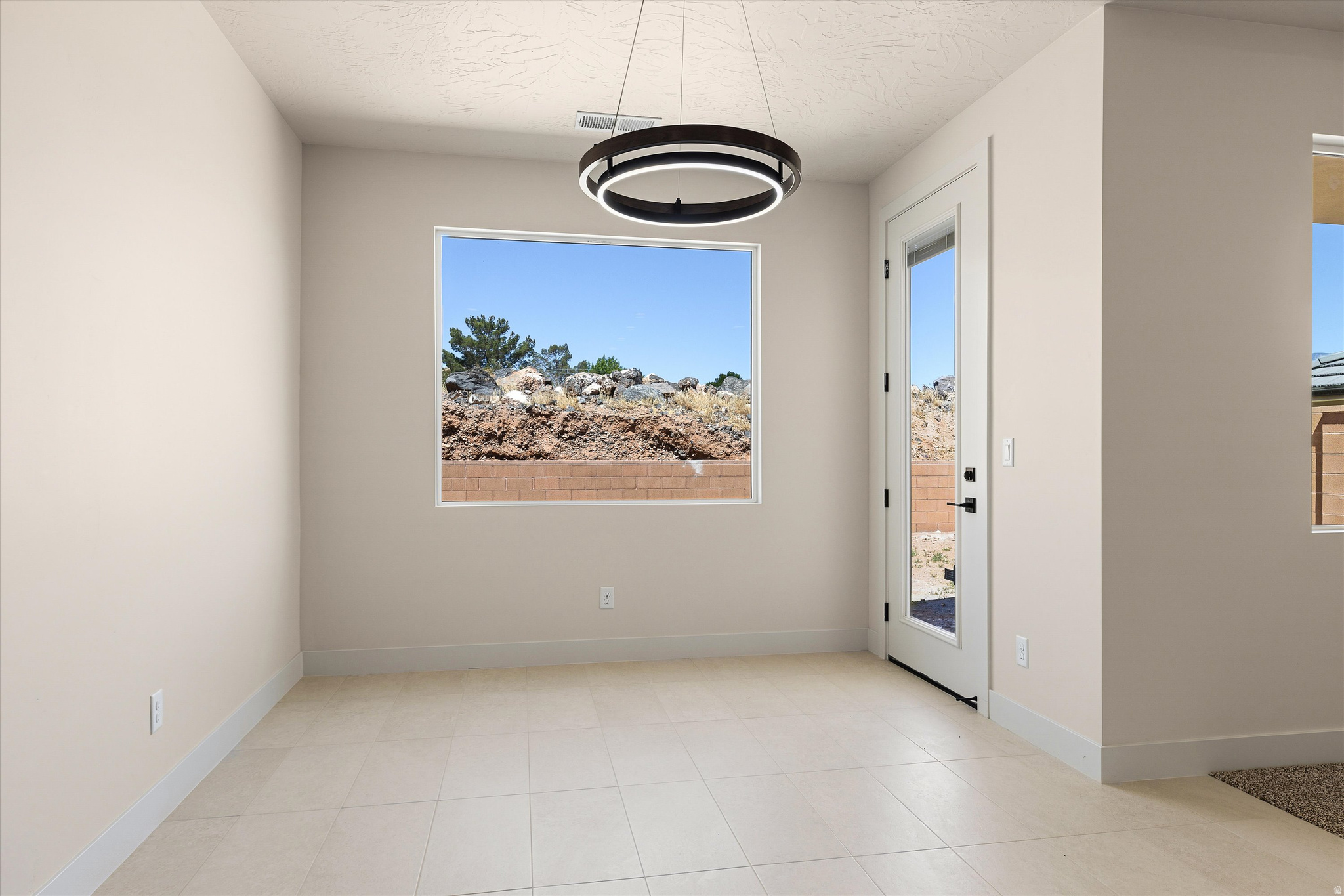 HURRICANE VIEWS - Residential