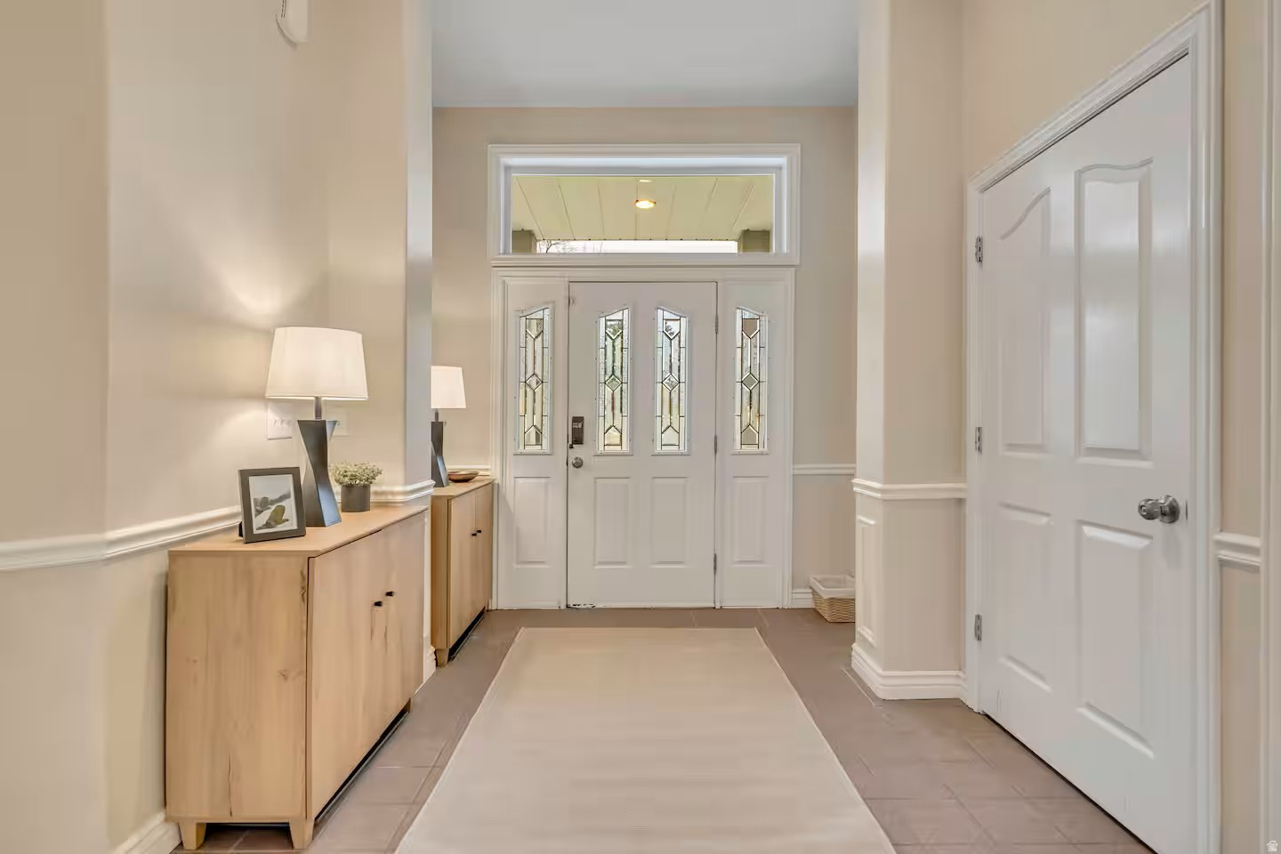 HIDDEN VALLEY HILLS - Residential