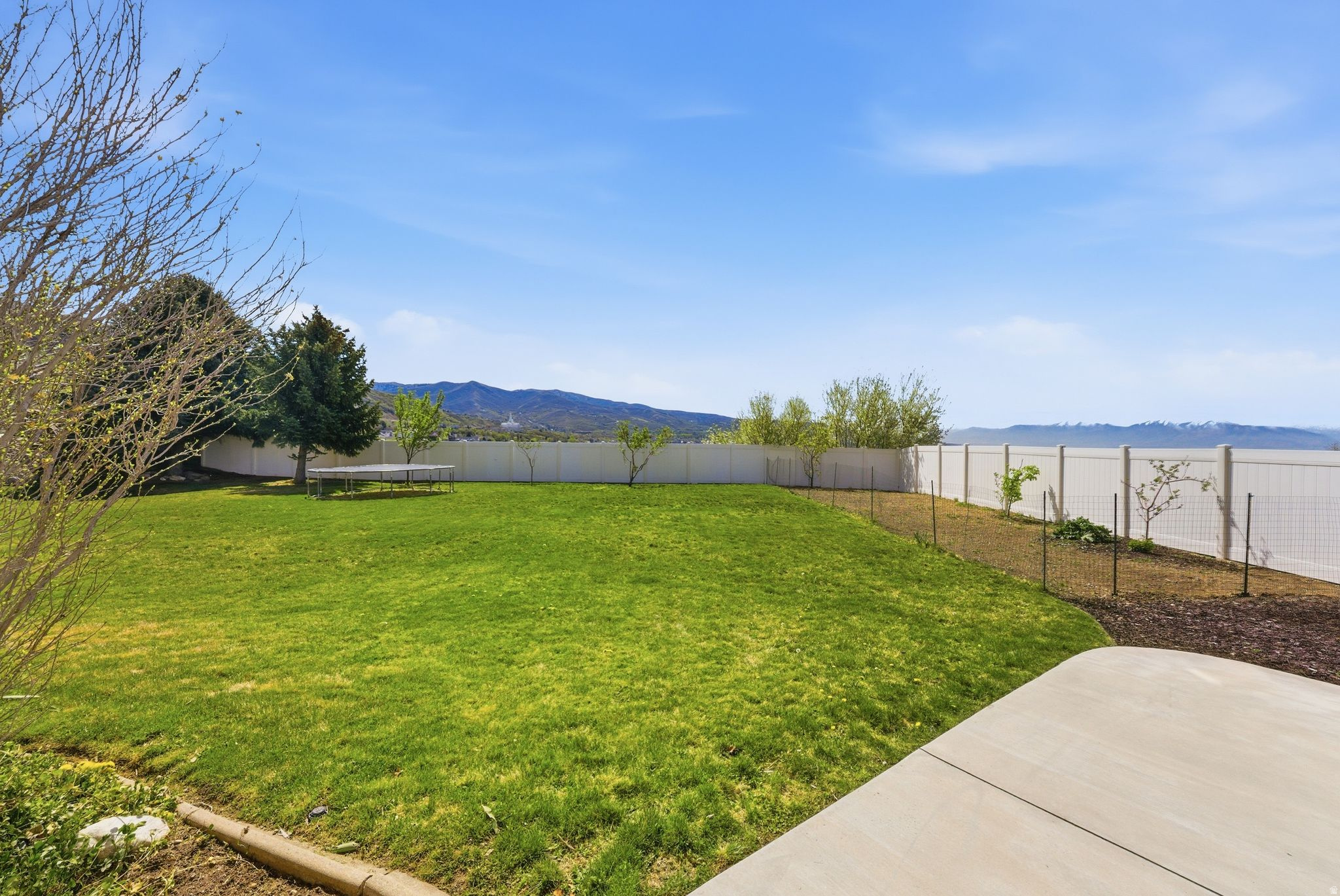 HOLBROOK - Residential