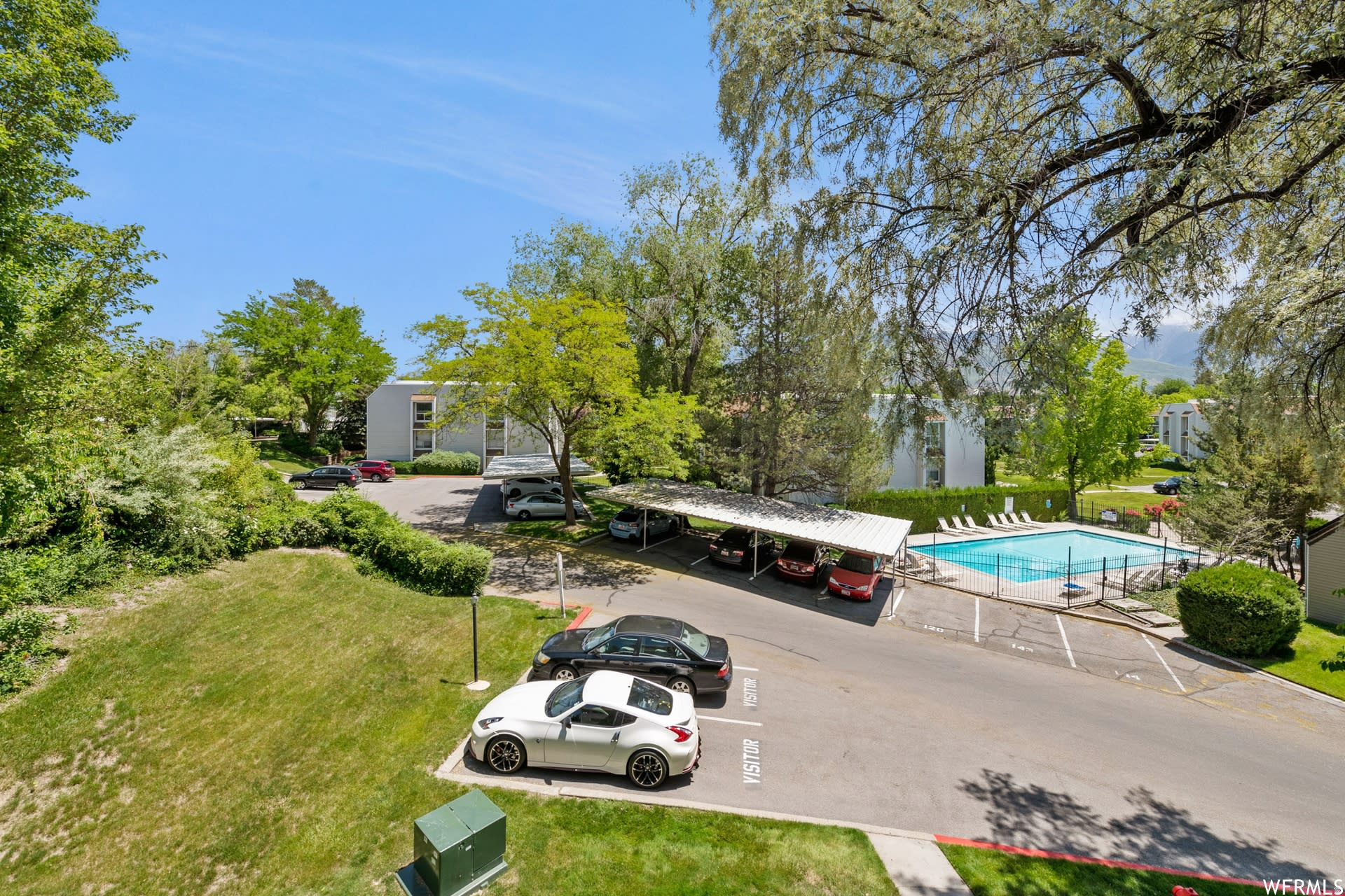 QUAILBROOK EAST - Residential