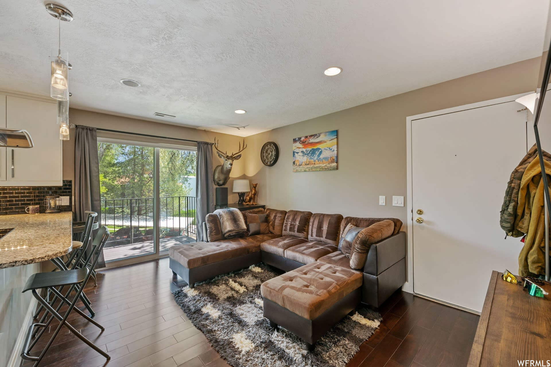 Great opportunity to own a condo in a fantastic location.  24 Hrs Notice for any showings, tenant occupied. Short Sale. Seller will not contribute with any closing cost, unless the buyer is getting an FHA loan. Offers must be for full asking price.    Square footage figures are provided as a courtesy estimate only and were obtained from prior MLS.  Buyer is advised to obtain an independent measurement.
