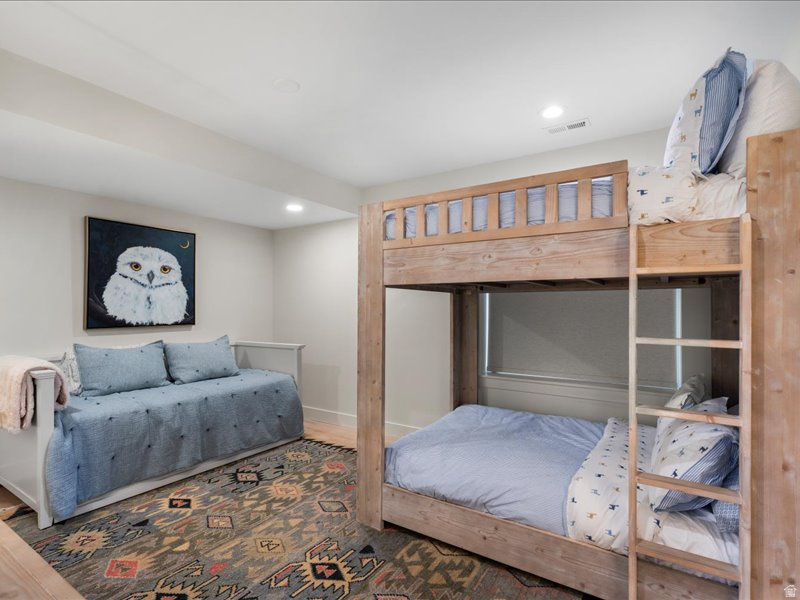 ESCAPES AT EDGEWATER - Residential