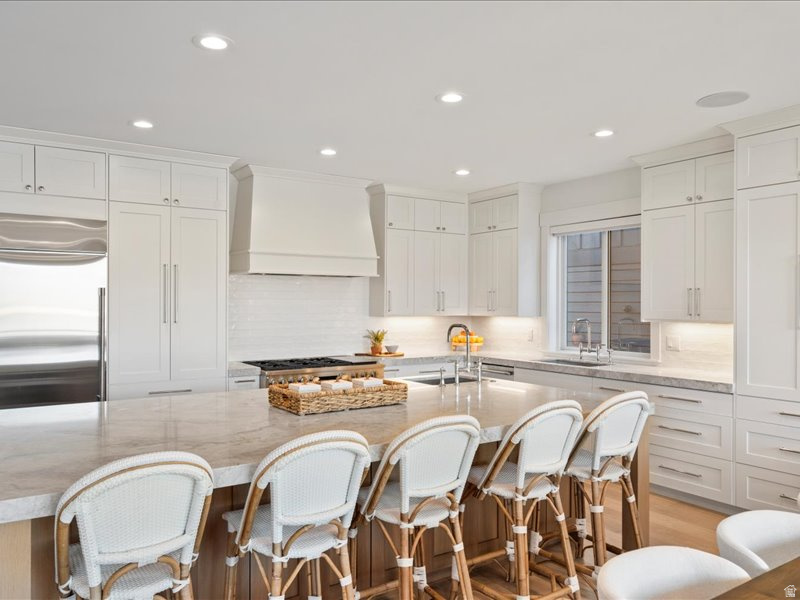 ESCAPES AT EDGEWATER - Residential