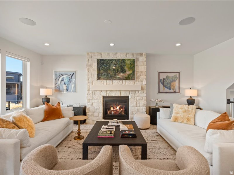 ESCAPES AT EDGEWATER - Residential
