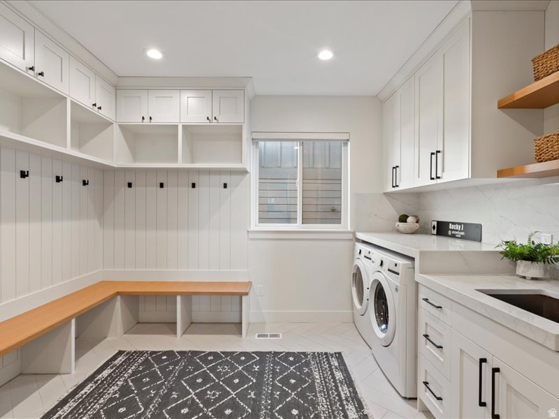 ESCAPES AT EDGEWATER - Residential