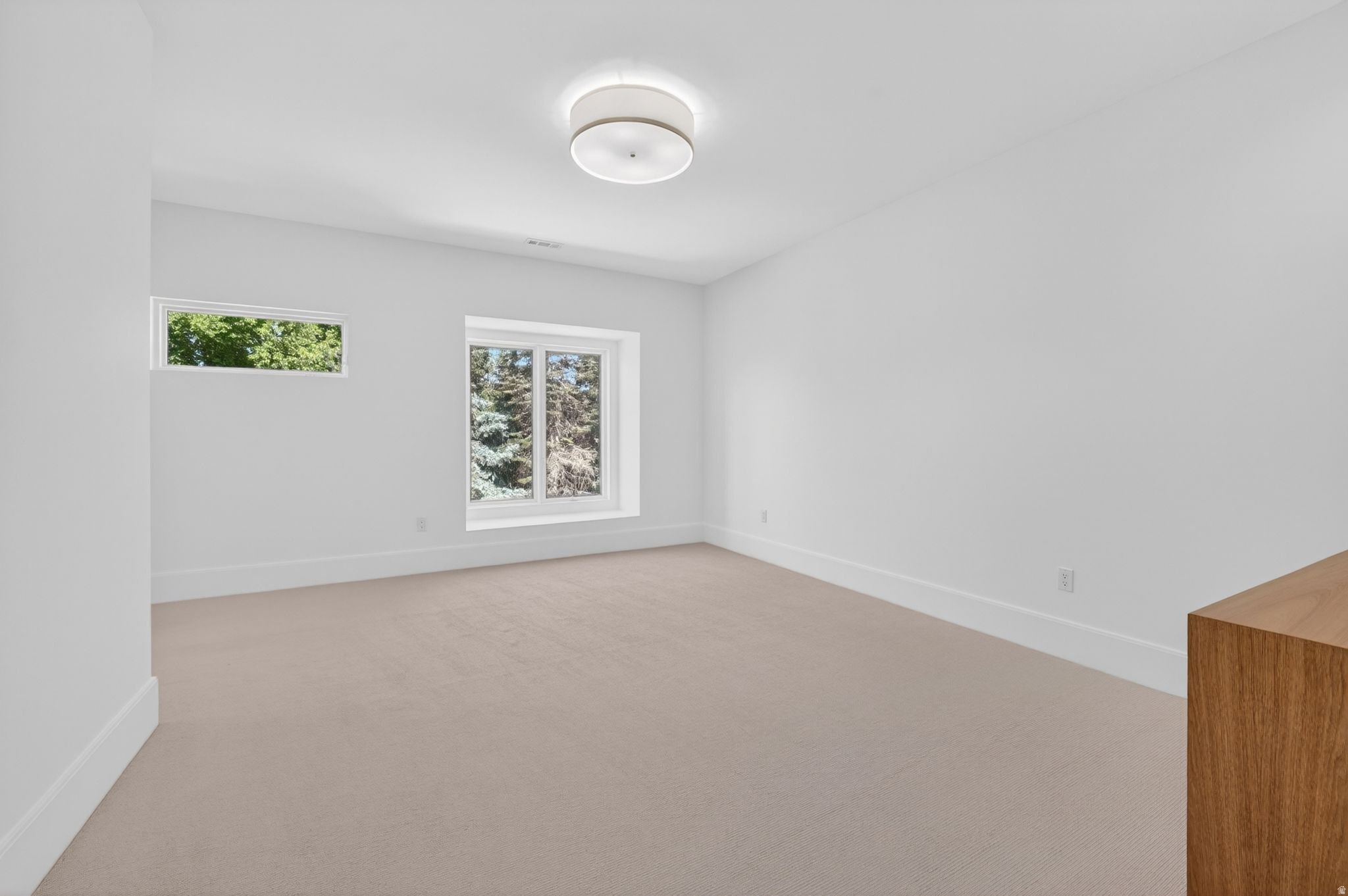 ROYAL LANE - Residential