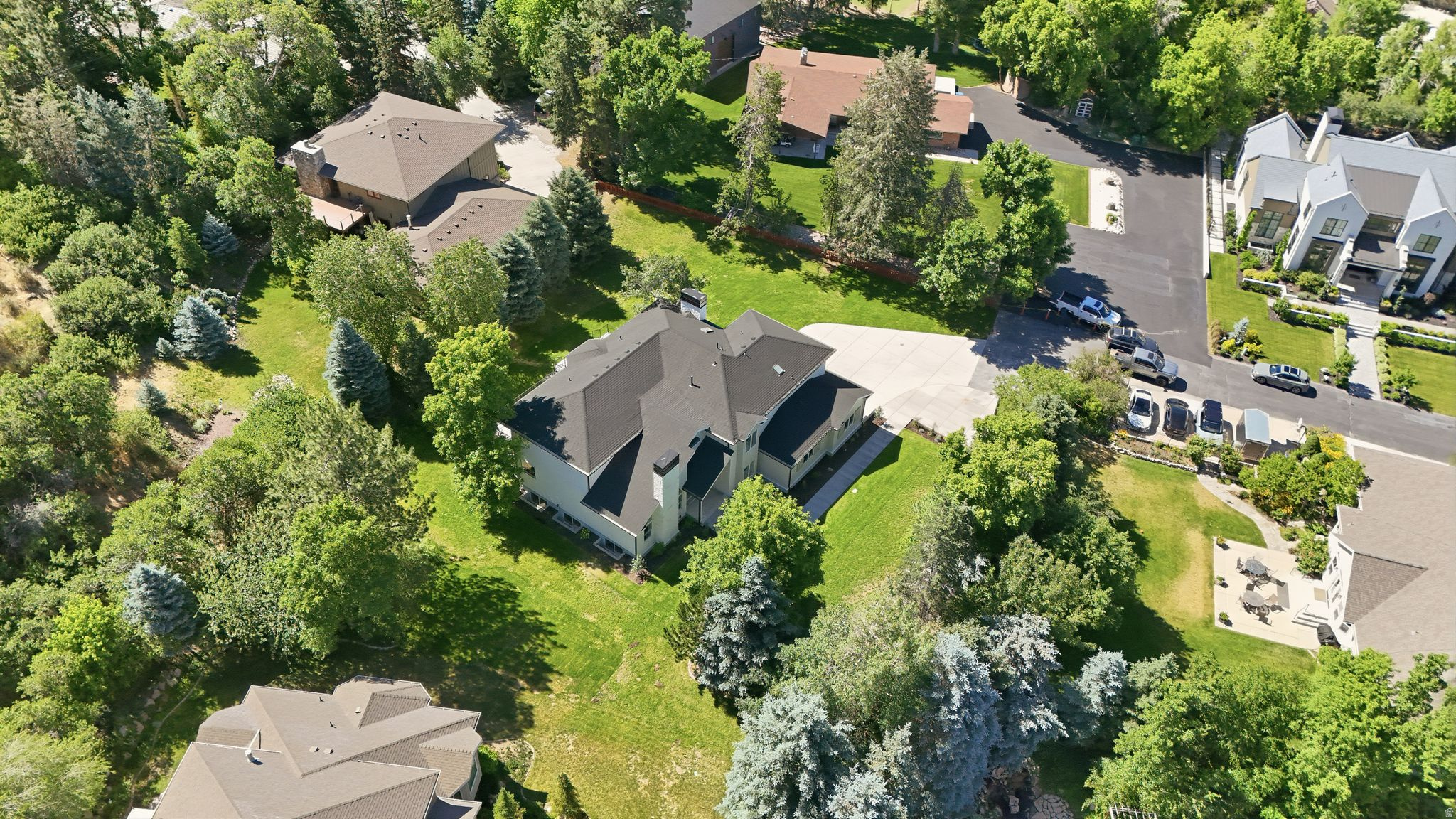 ROYAL LANE - Residential