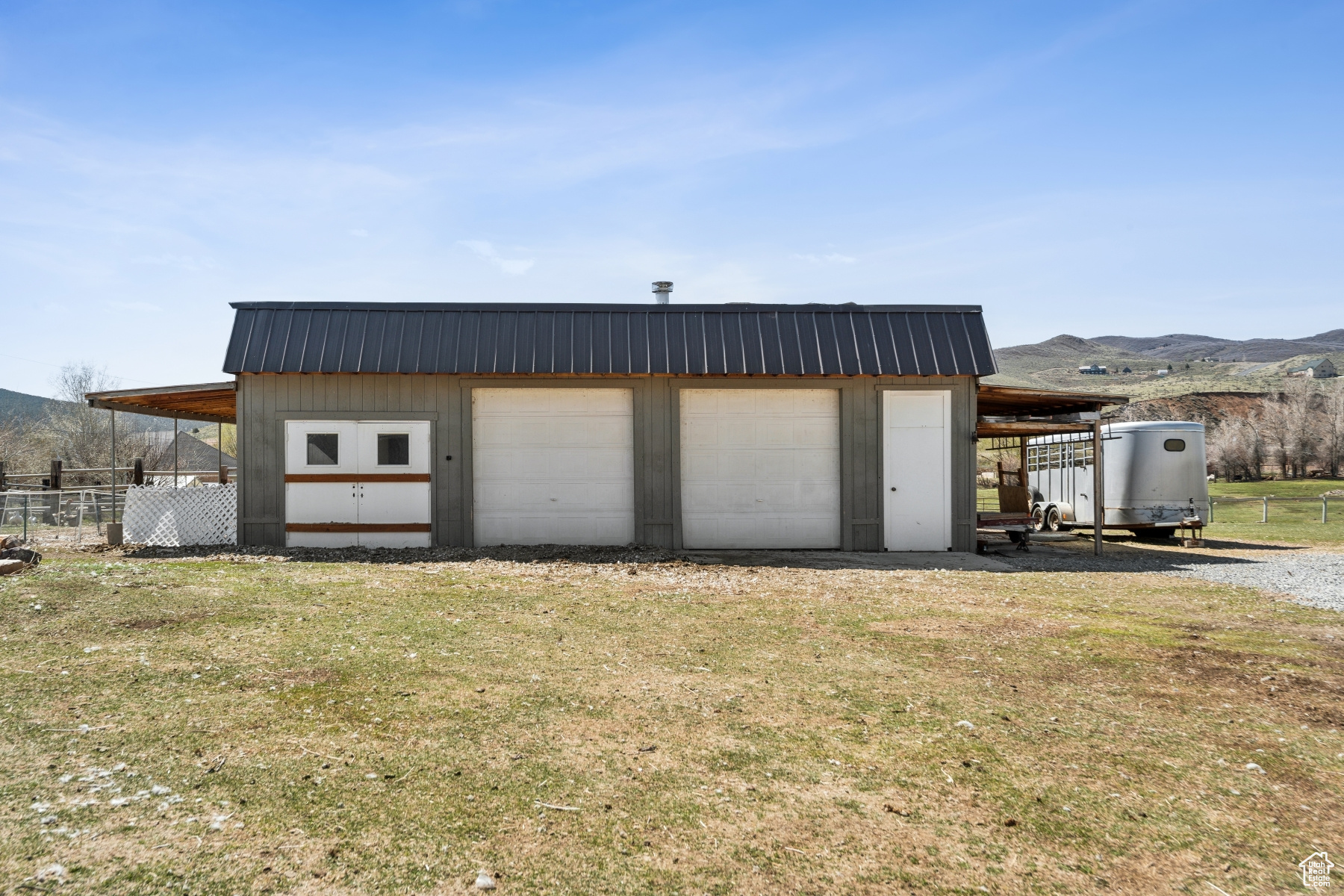 NORTH SUMMIT - Residential