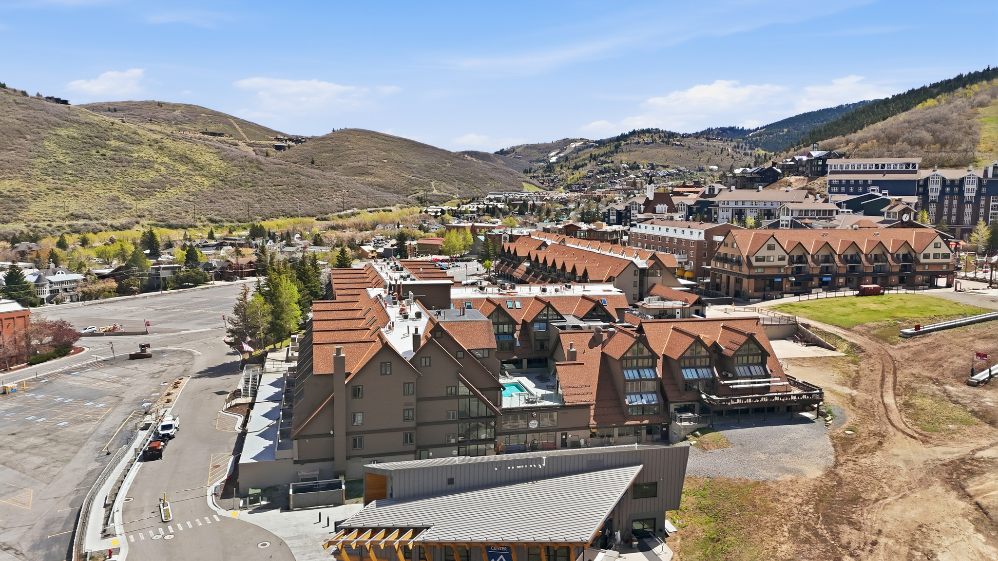 RESORT CENTER - Residential