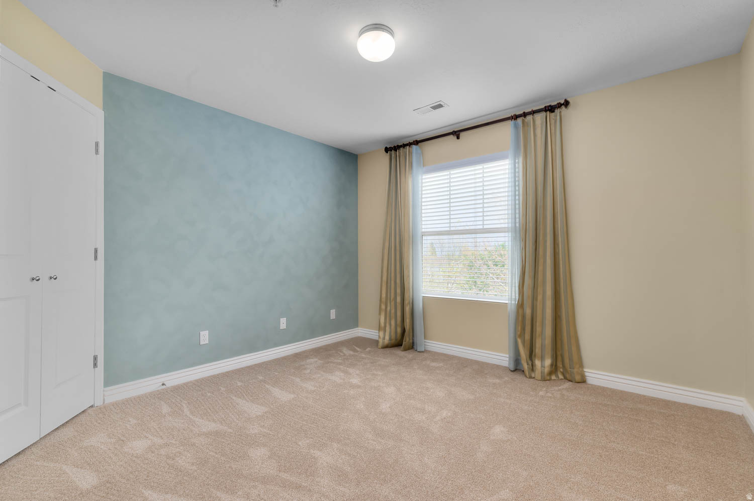 KENNECOTT - Residential