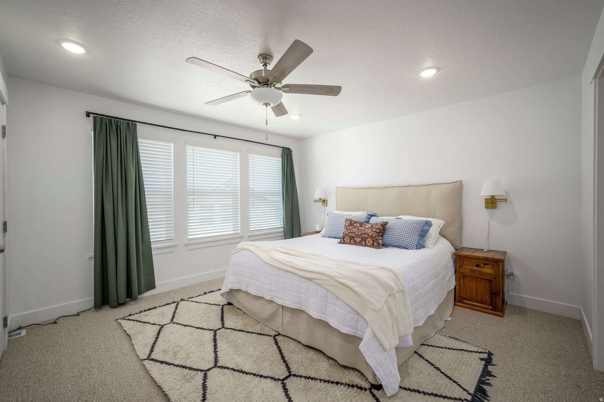 JUNIPER SPRINGS - Residential