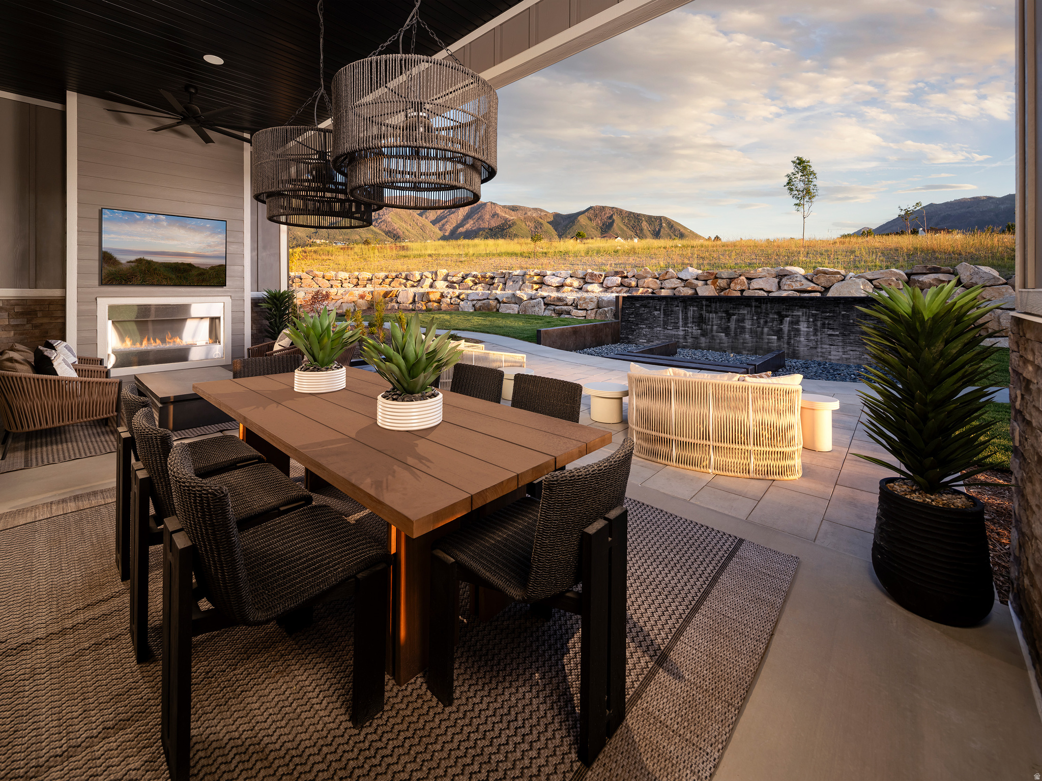 ELK RIDGE BY TOLL BROTHERS - Residential