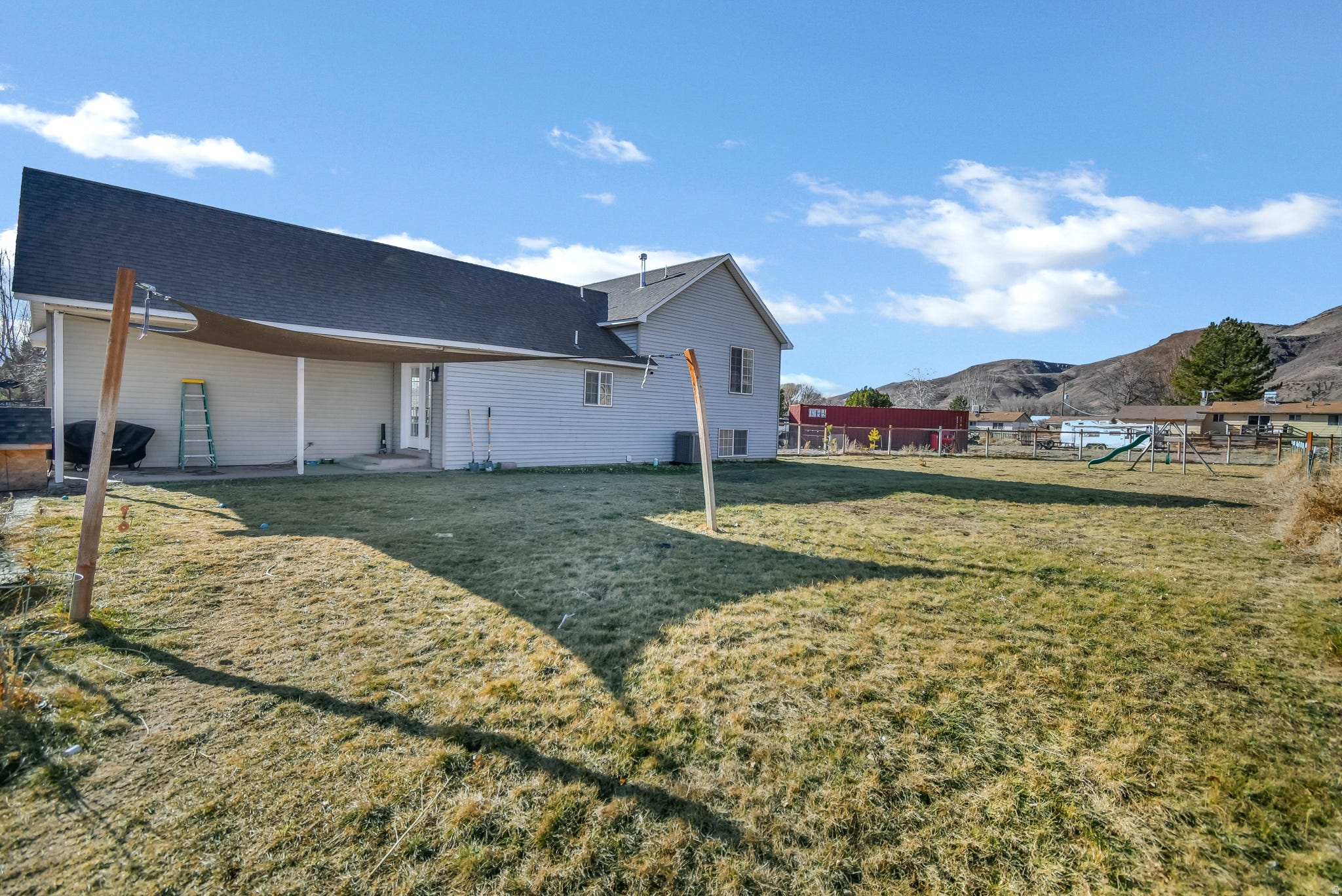 PINE HOLLOW ESTATES - Residential