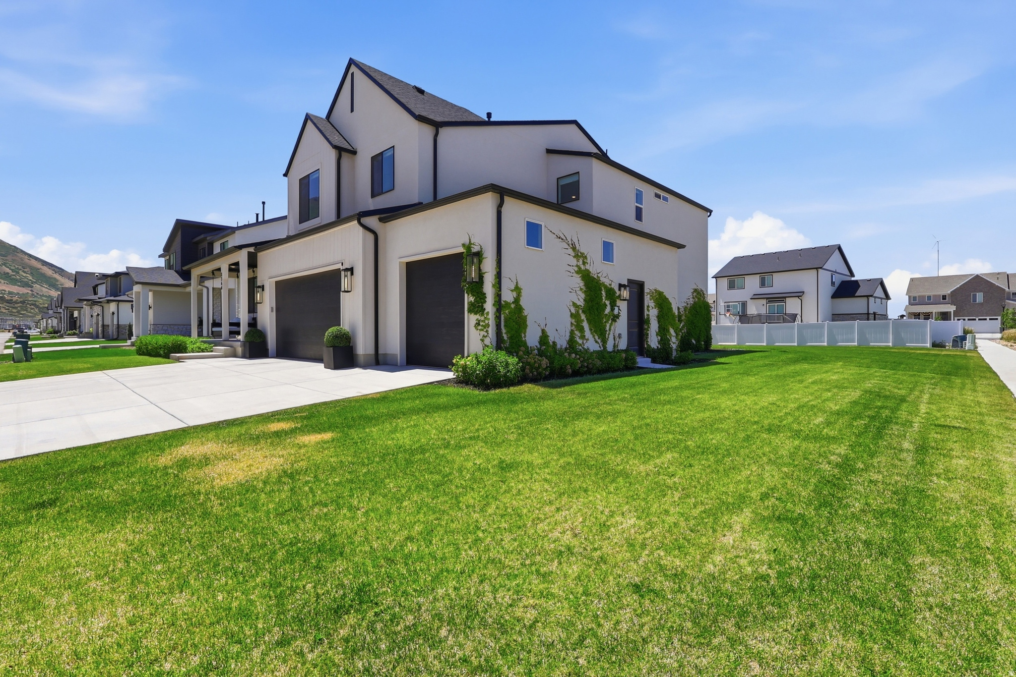 MAPLETON HEIGHTS - Residential