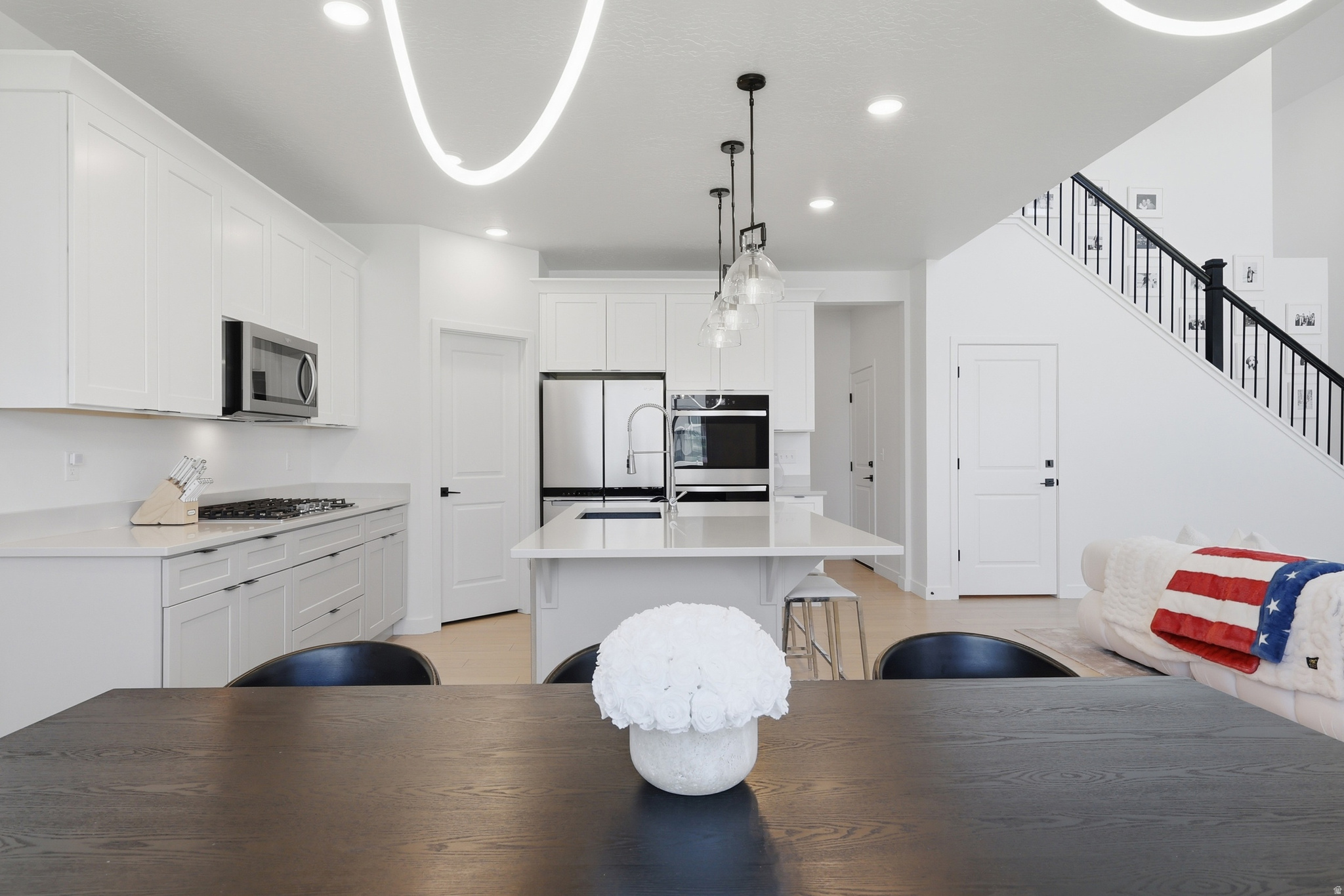 MAPLETON HEIGHTS - Residential