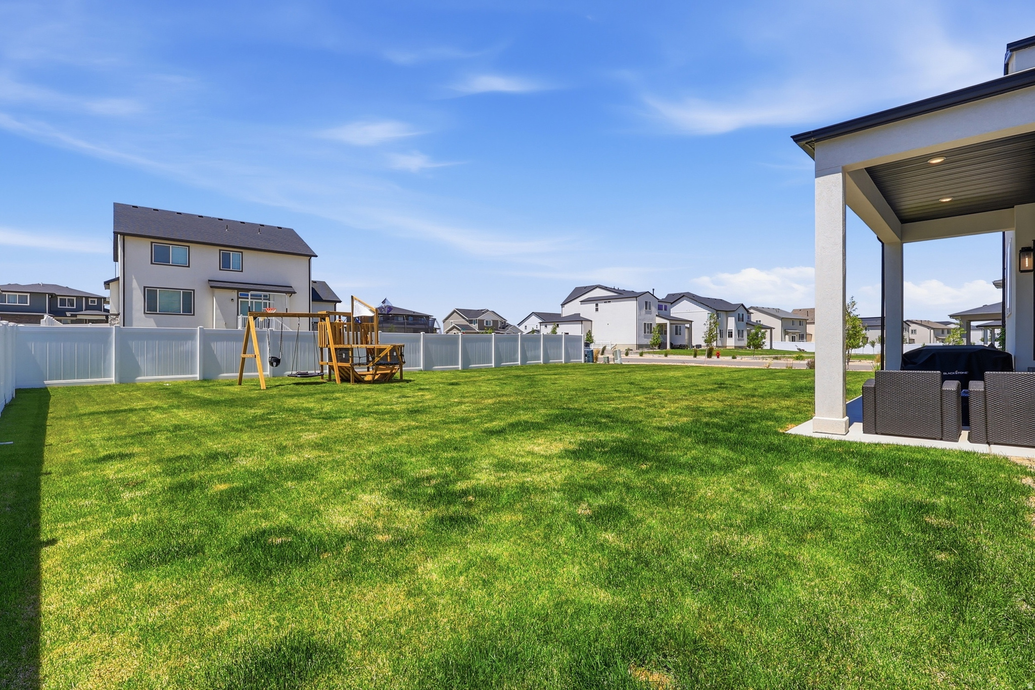 MAPLETON HEIGHTS - Residential