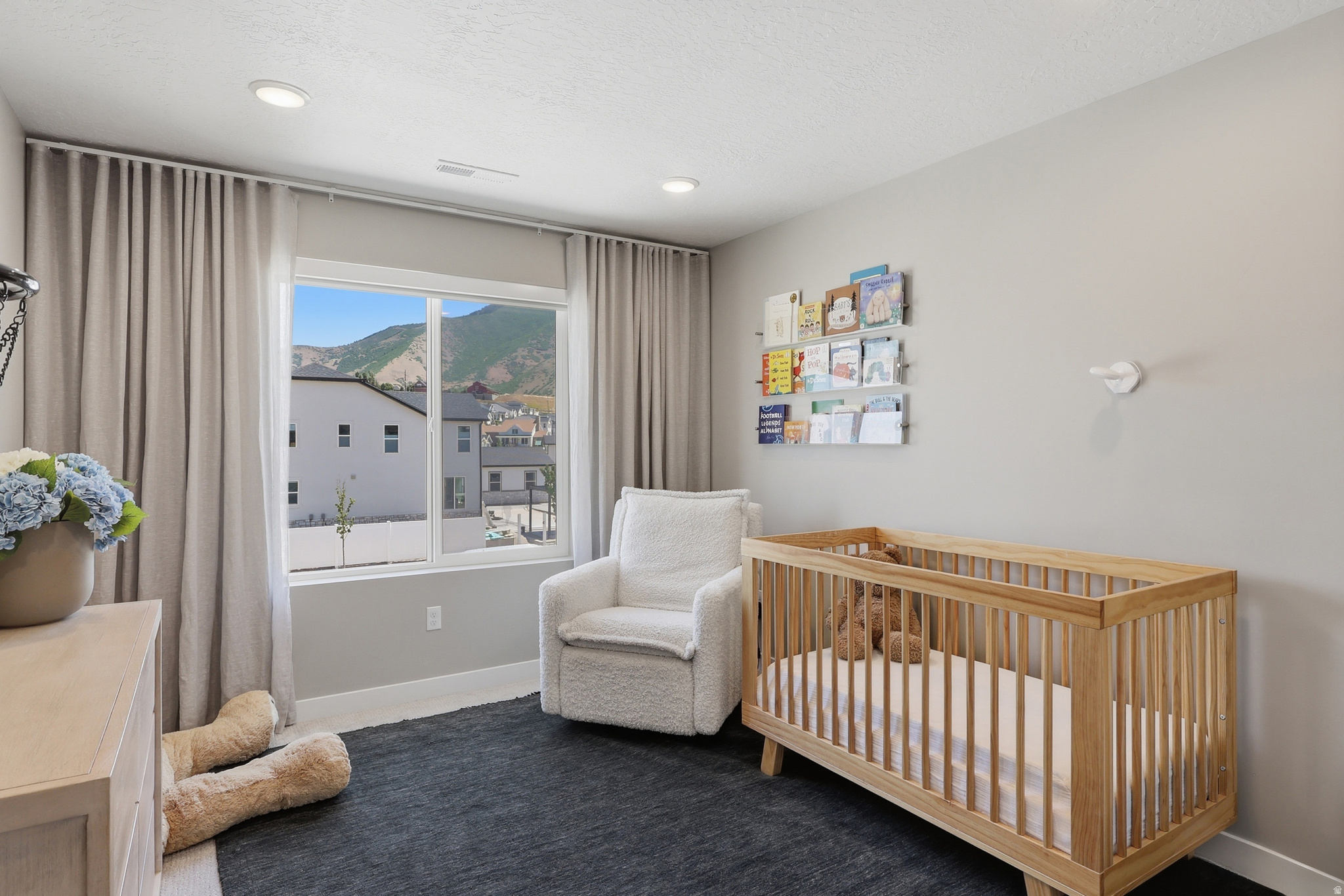 MAPLETON HEIGHTS - Residential