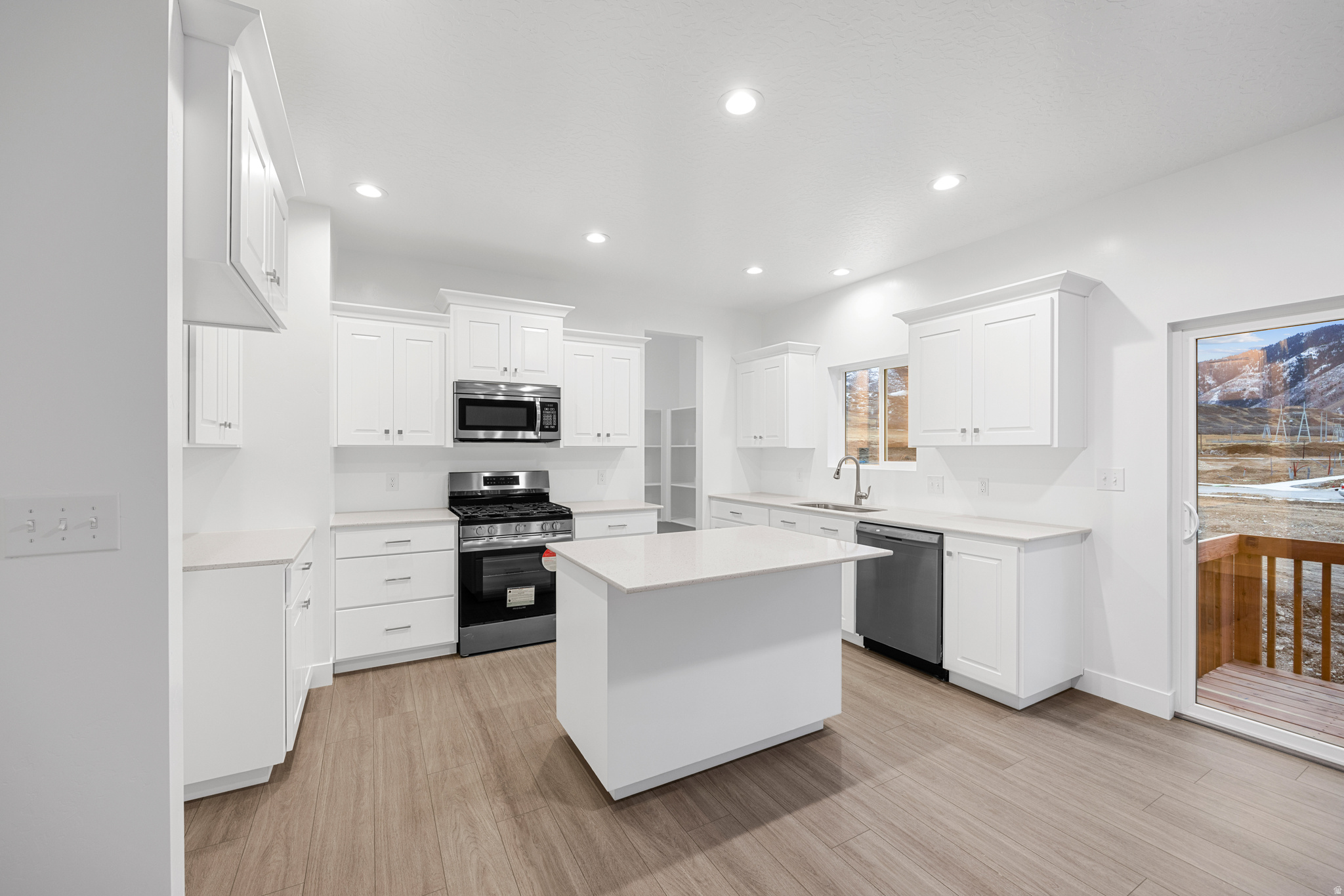 MELLOR AT SPANISH FORK - Residential