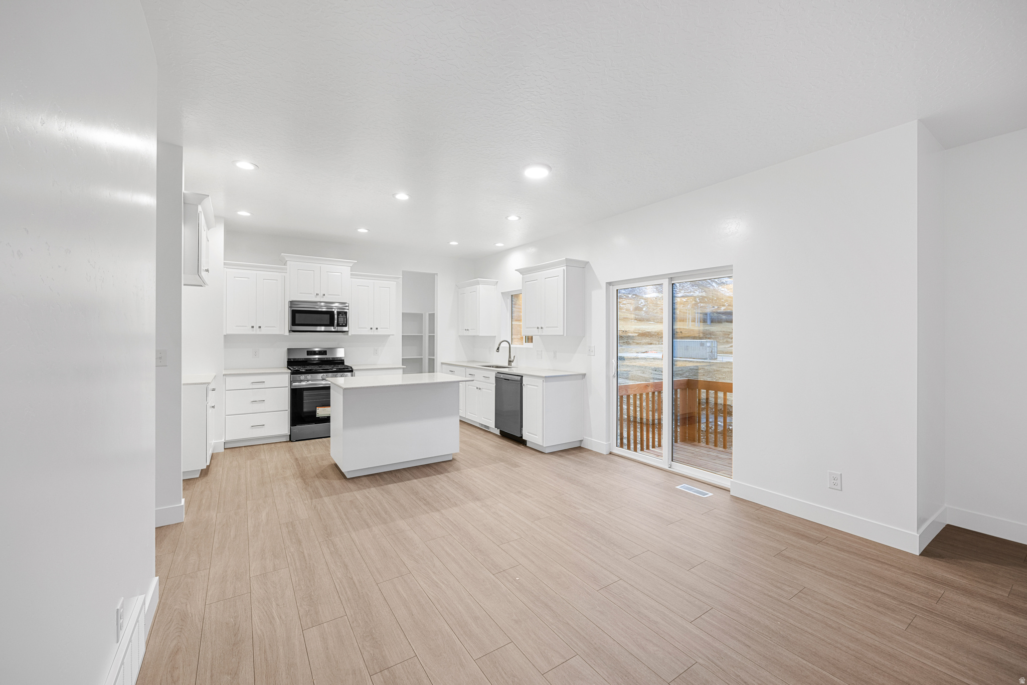 MELLOR AT SPANISH FORK - Residential