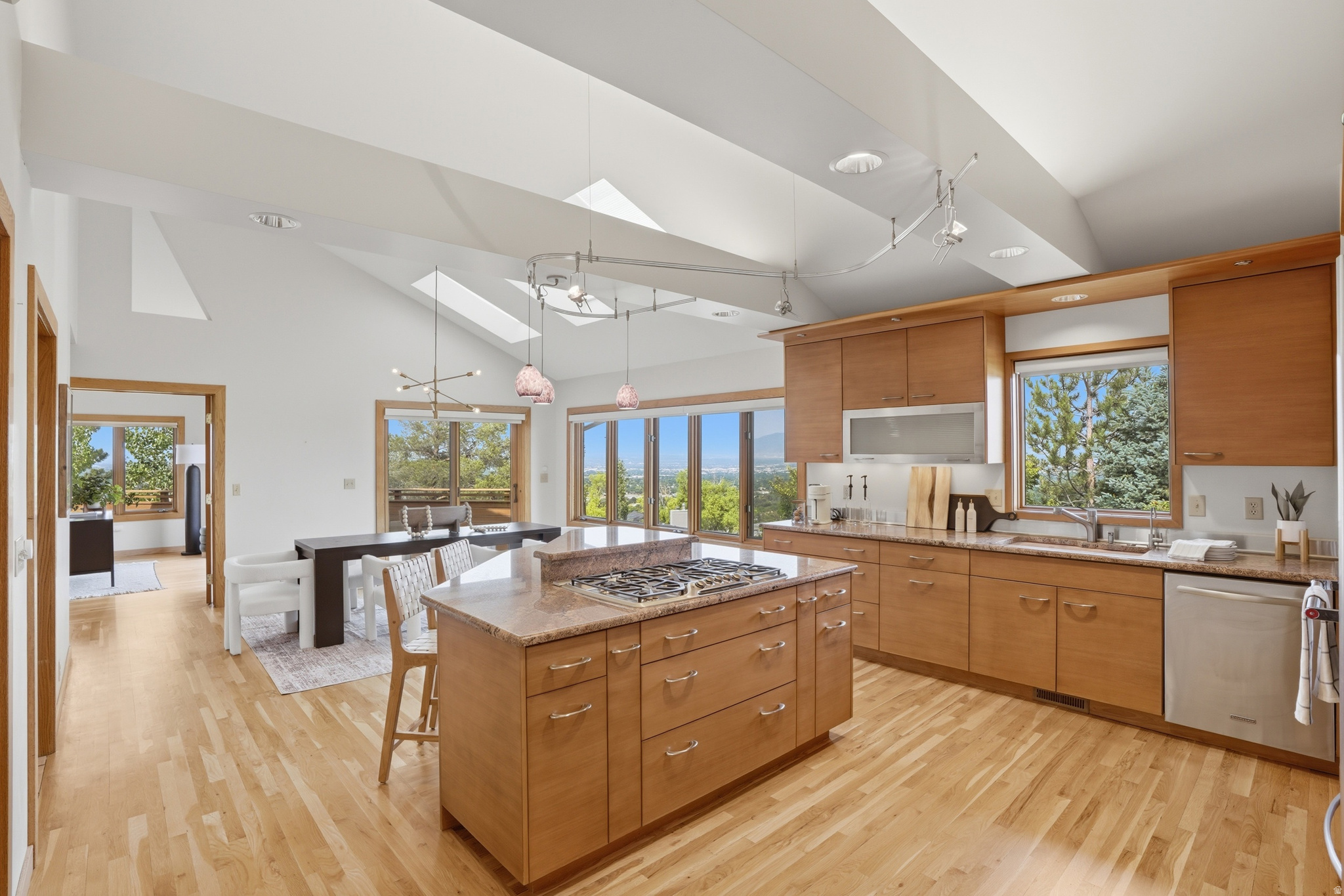 BENCHMARK - Residential