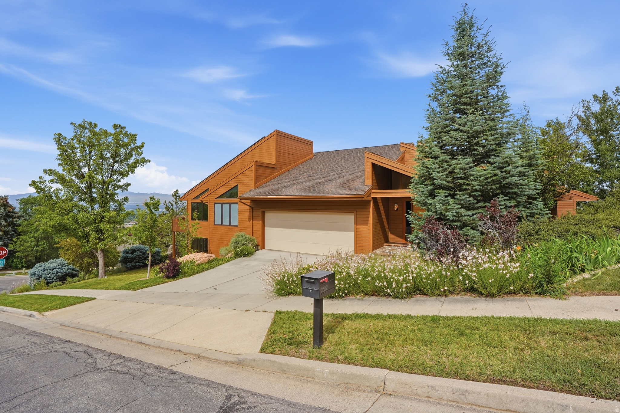 BENCHMARK - Residential
